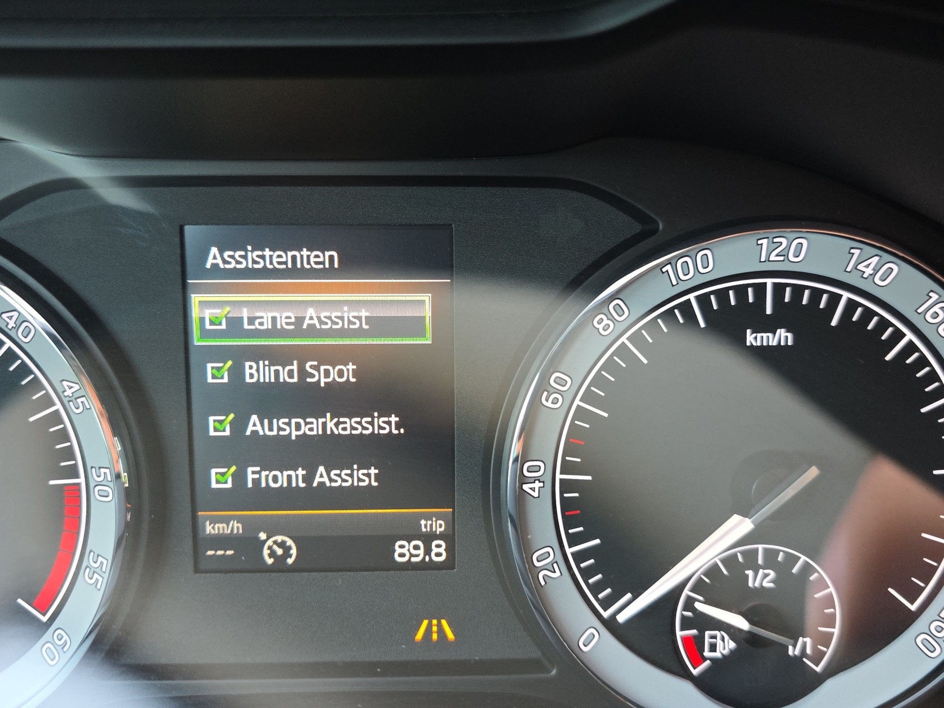SKODA Kodiaq 2.0 TDI CR Style4x4 DSG-image-13