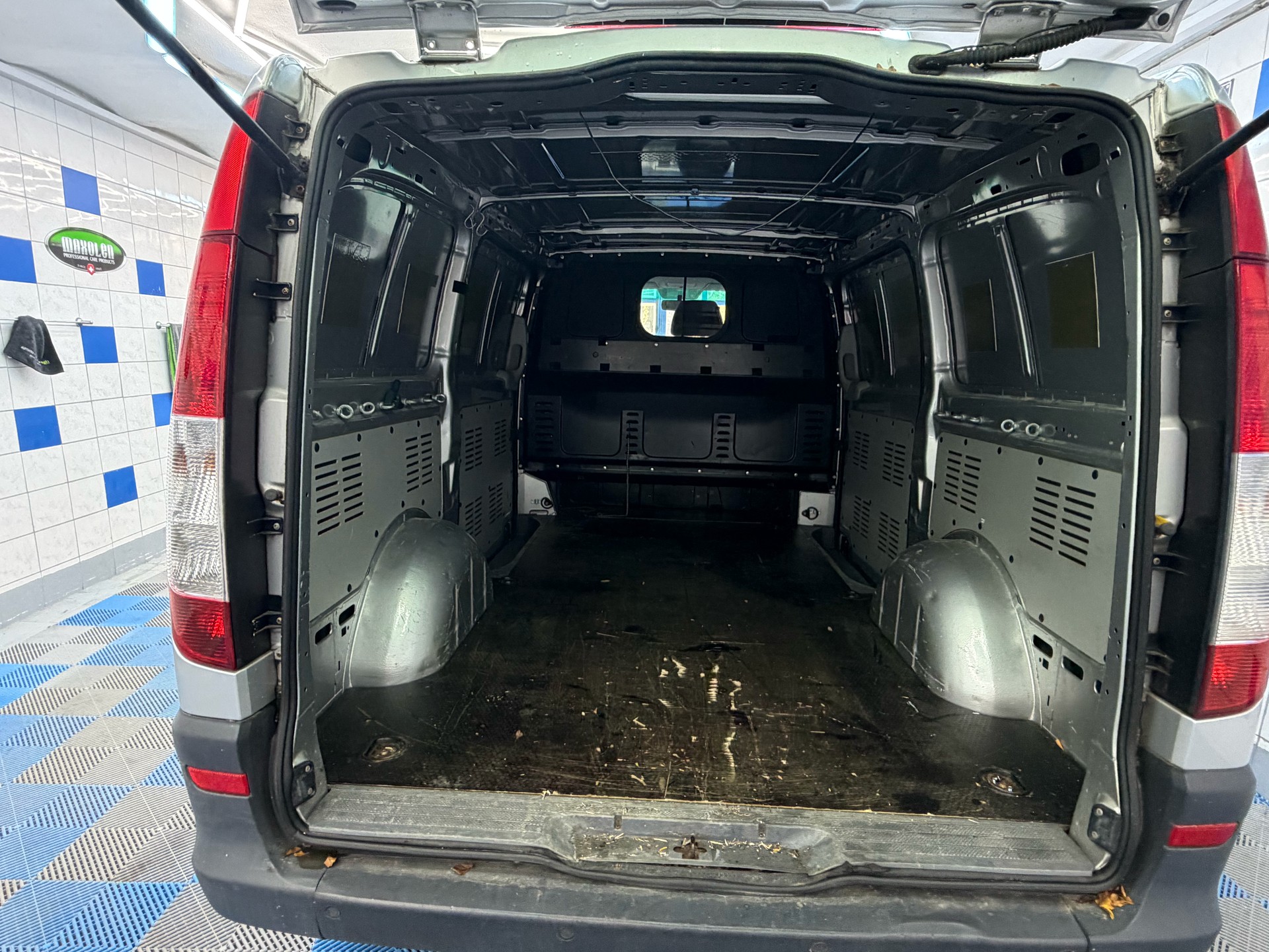 MERCEDES-BENZ Vito 111 CDI-image-10
