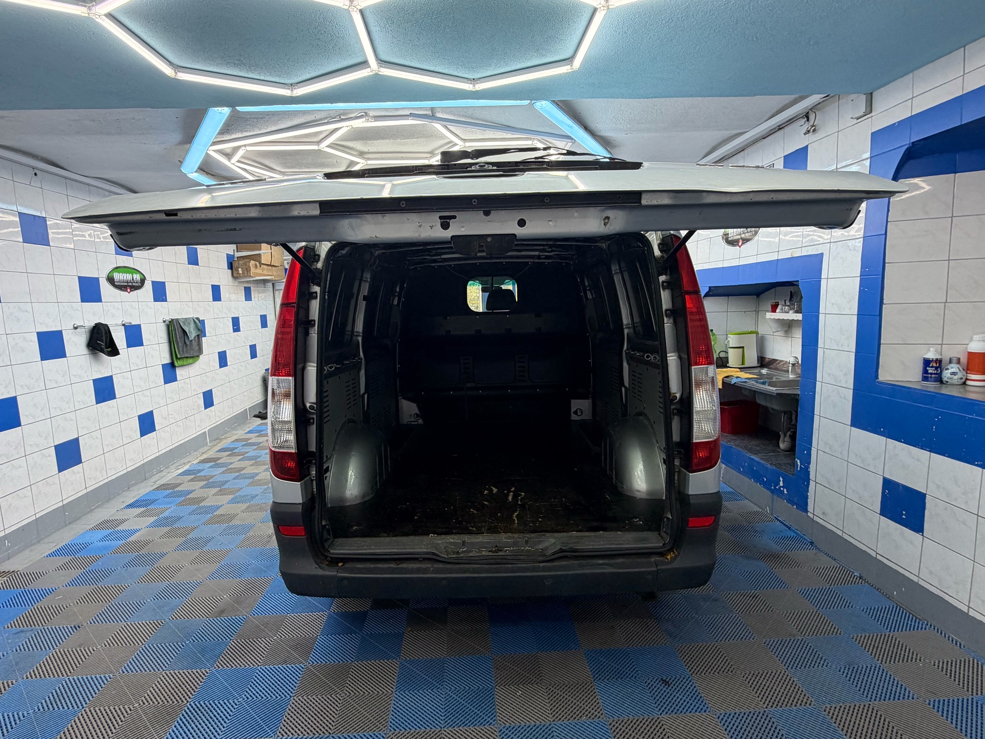 MERCEDES-BENZ Vito 111 CDI-image-11