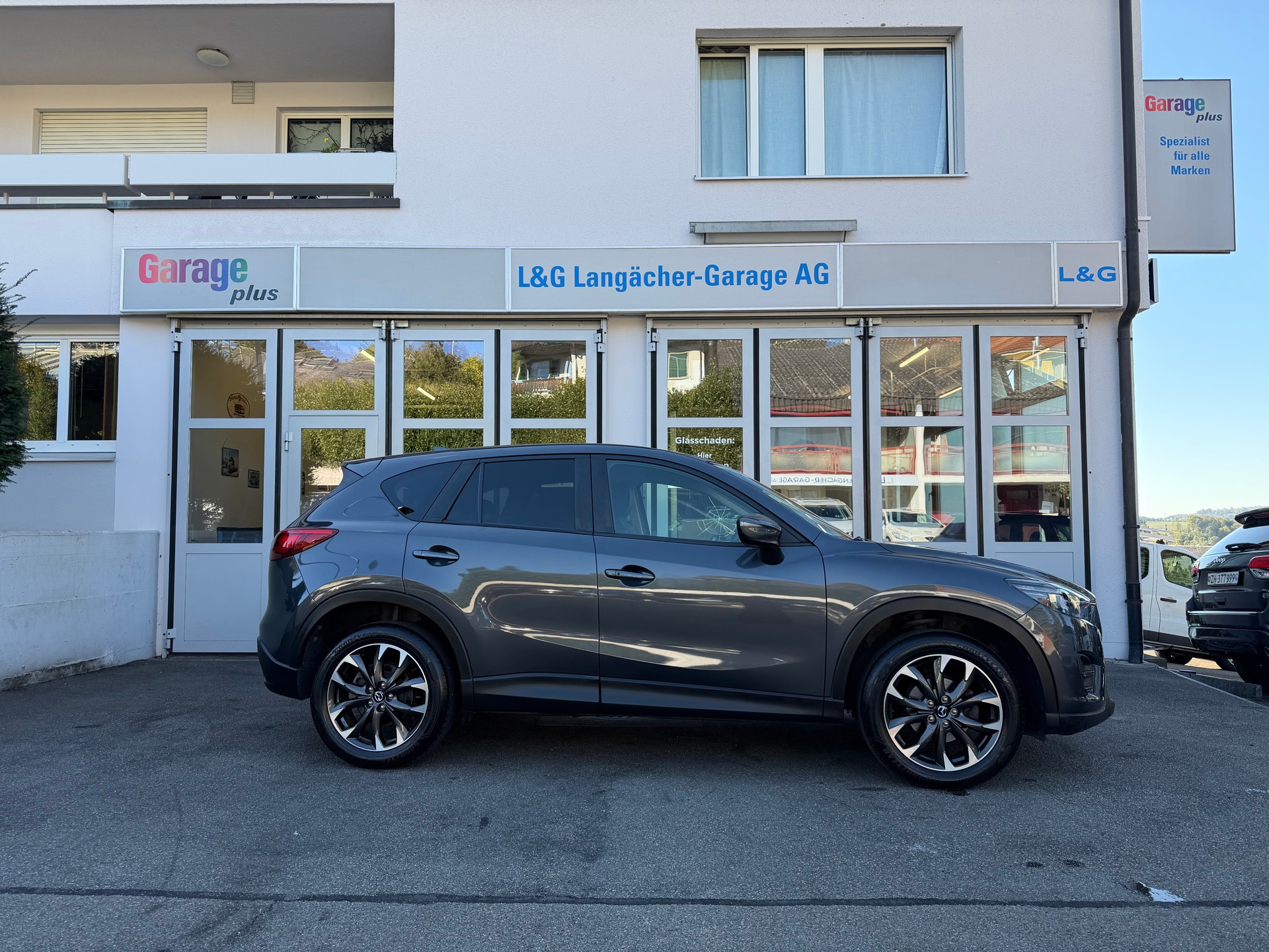 MAZDA CX-5 2.5 Revolution AWD Skyactive-G Automatic-image-0
