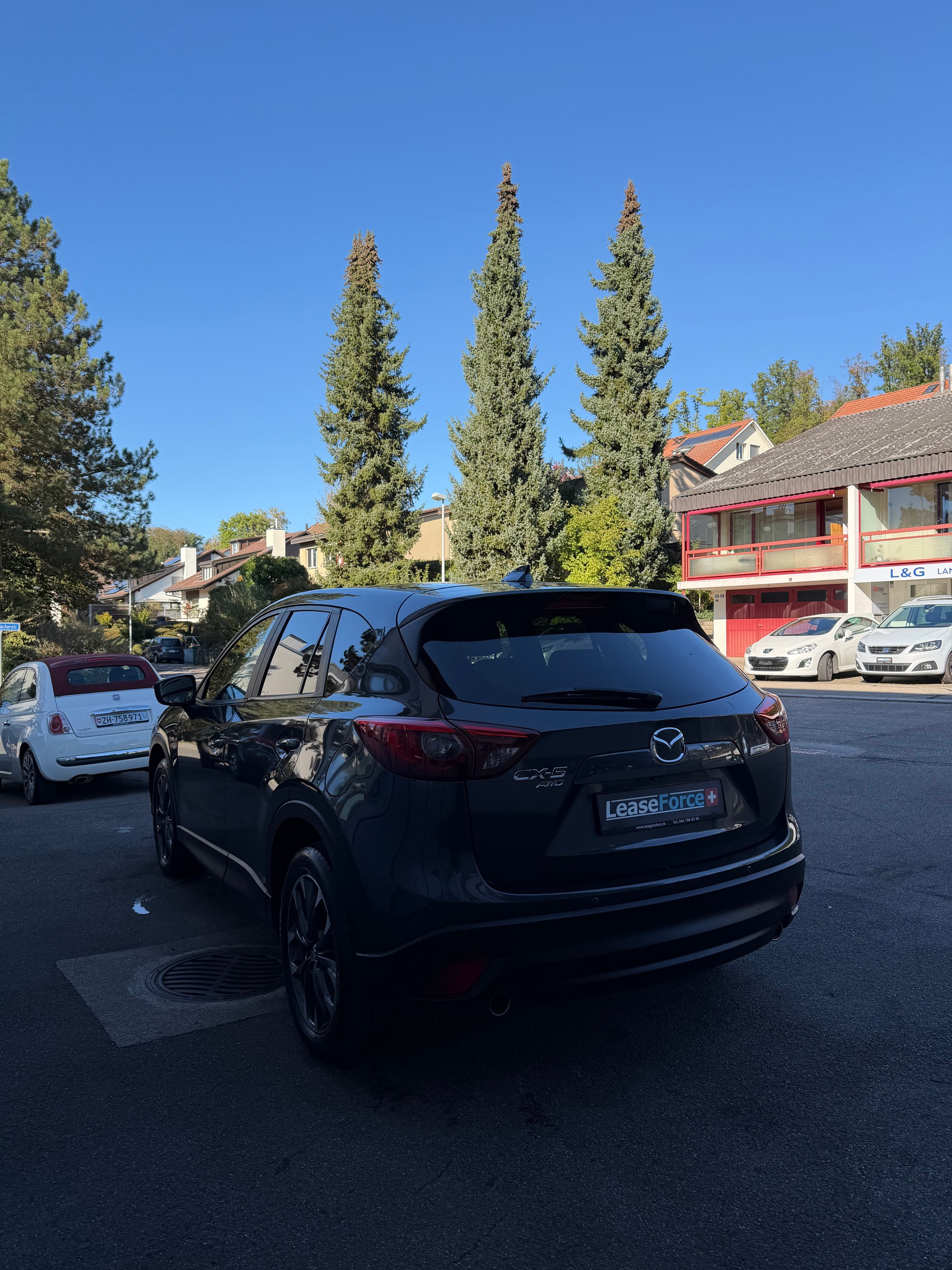 MAZDA CX-5 2.5 Revolution AWD Skyactive-G Automatic-image-3