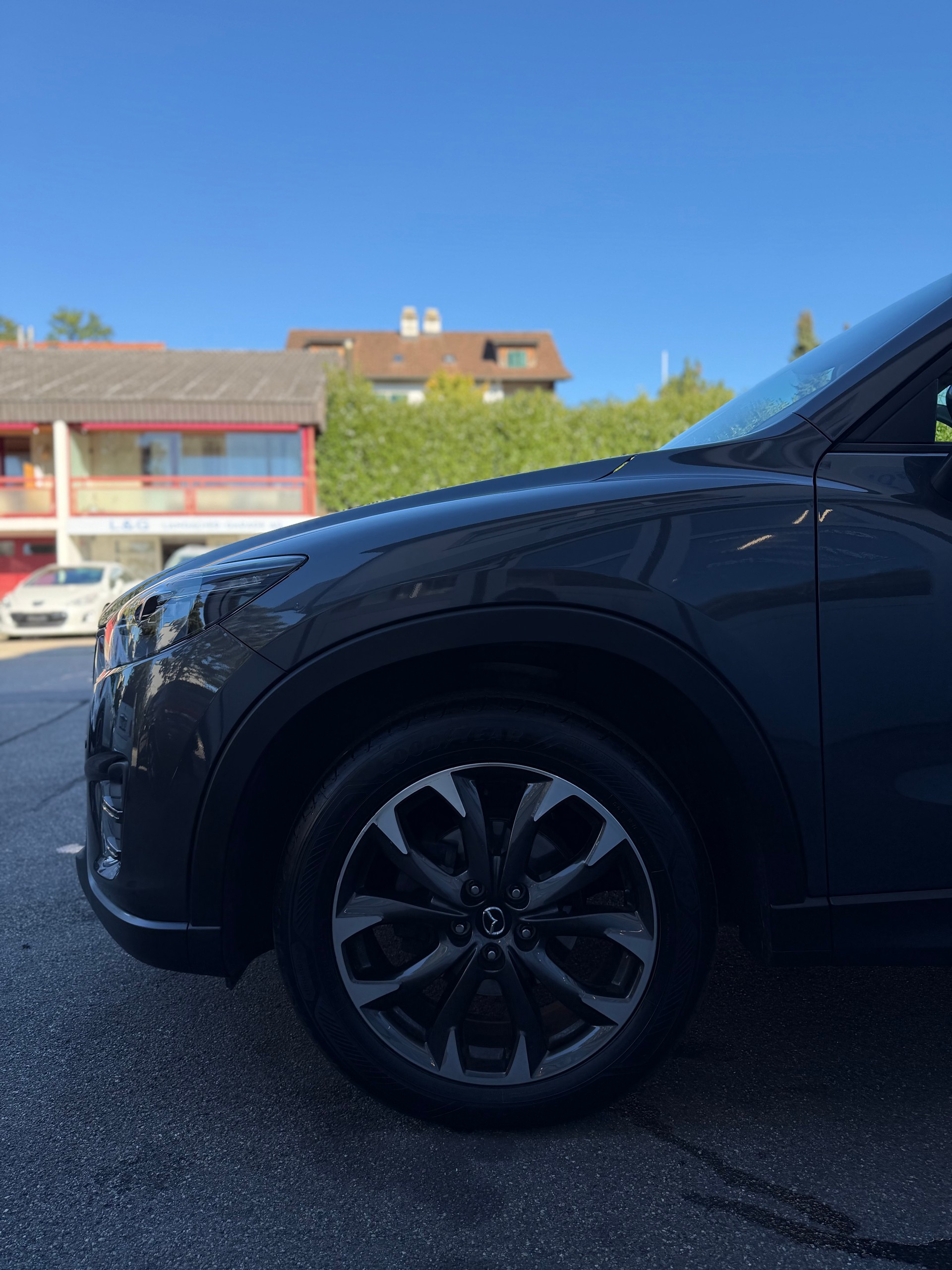 MAZDA CX-5 2.5 Revolution AWD Skyactive-G Automatic-image-4