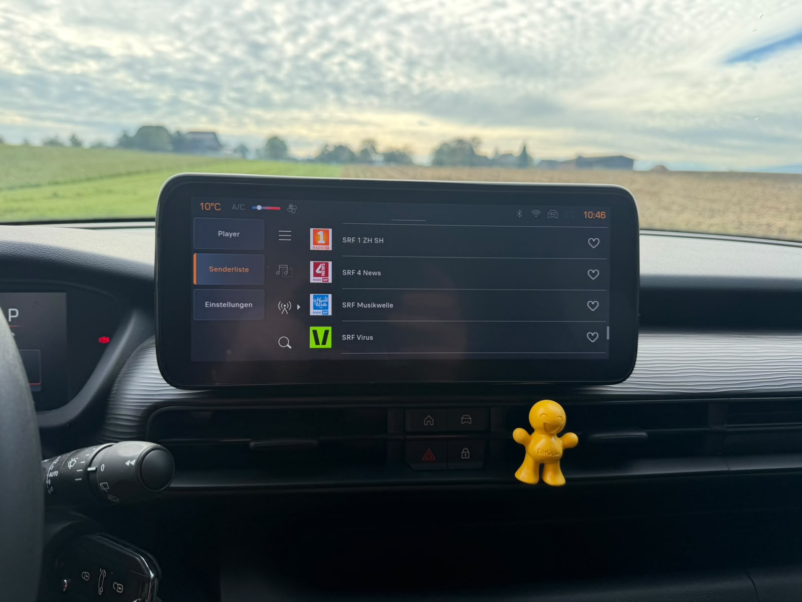 JEEP Avenger 1.2 Turbo MHEV Swiss Altitude Plus-image-10