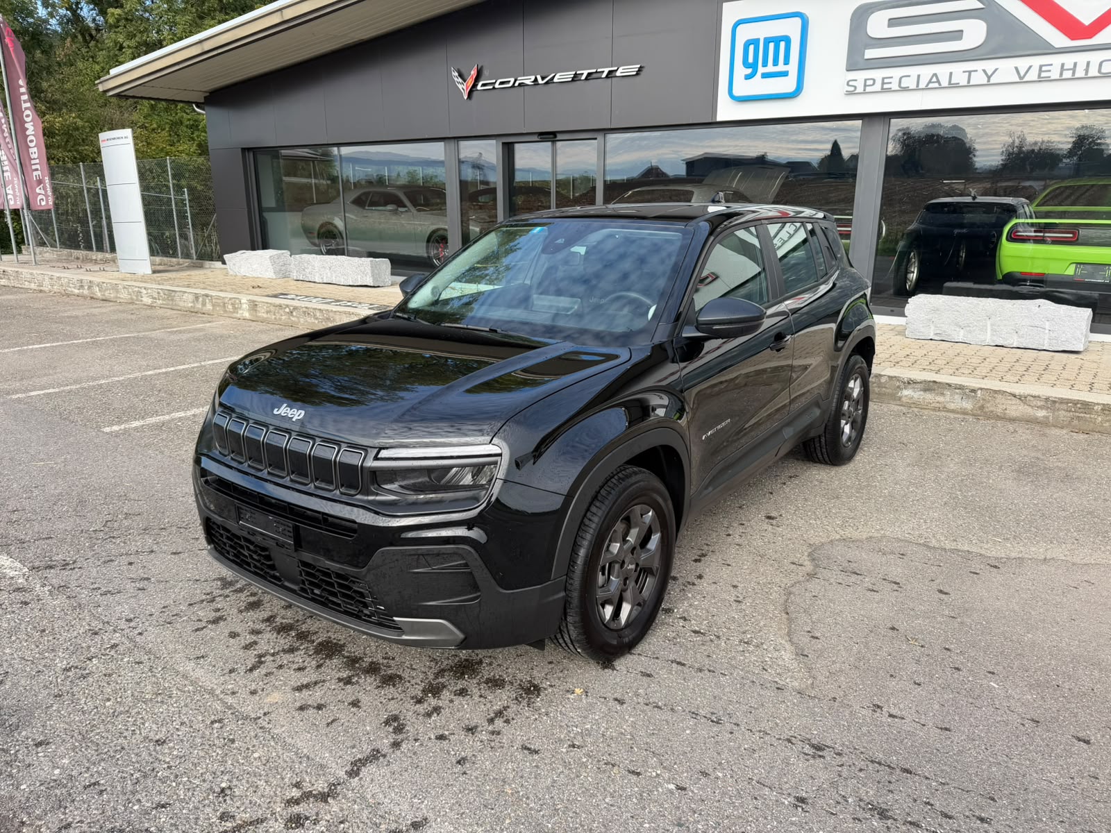 JEEP Avenger 1.2 Turbo MHEV Swiss Altitude Plus-image-1