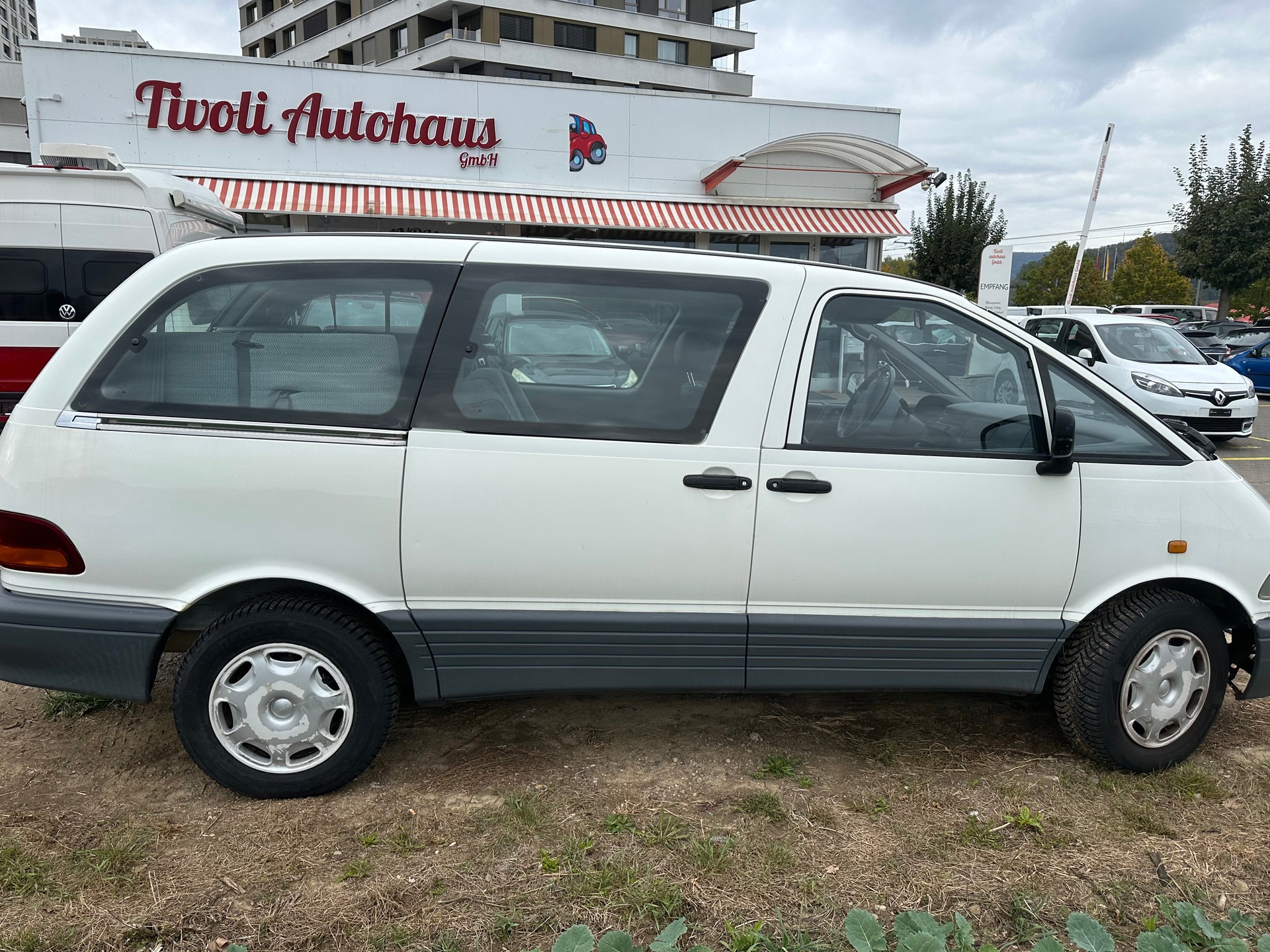 TOYOTA Previa Profi 4x2-image-3