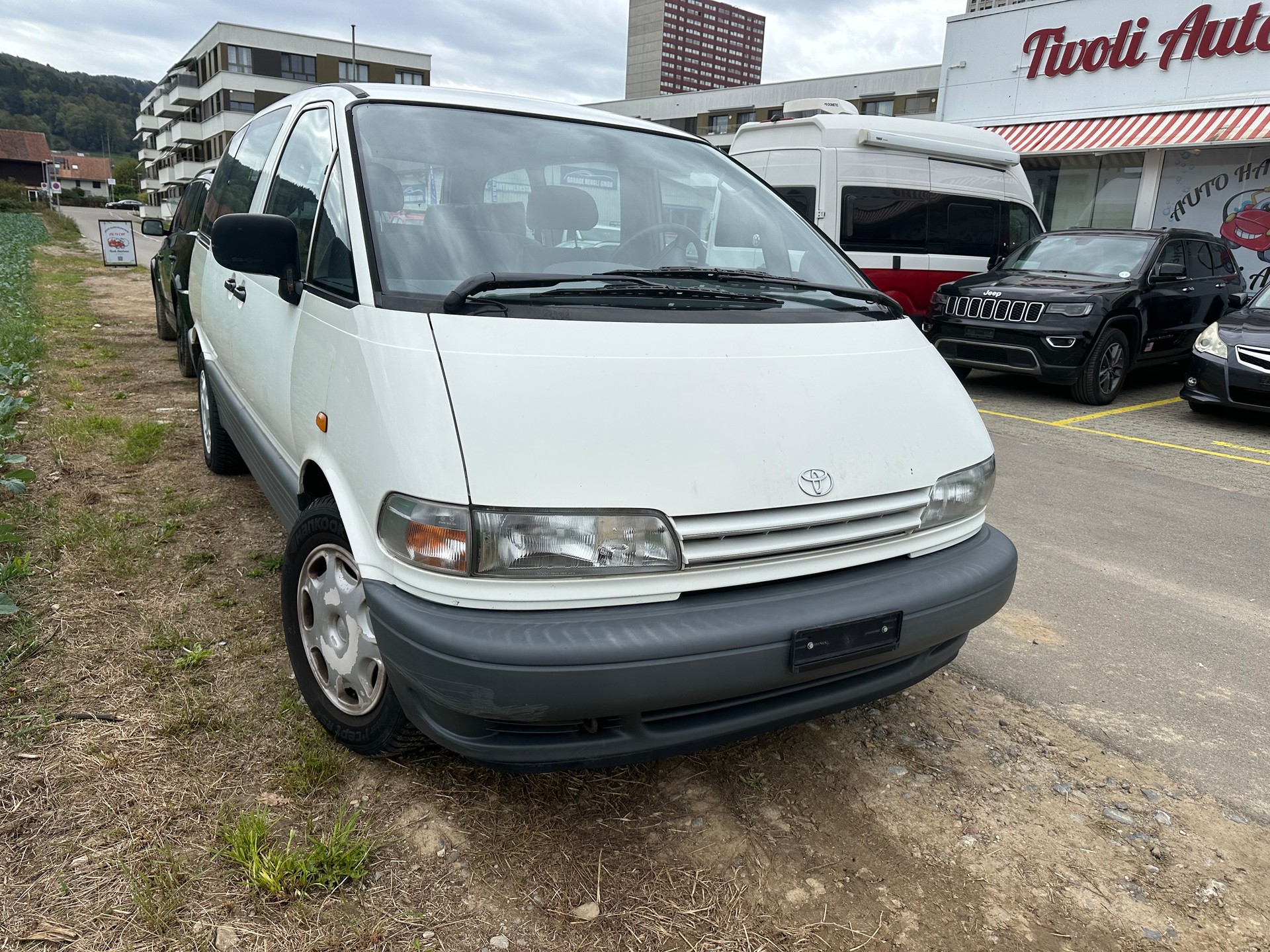 TOYOTA Previa Profi 4x2-image-1