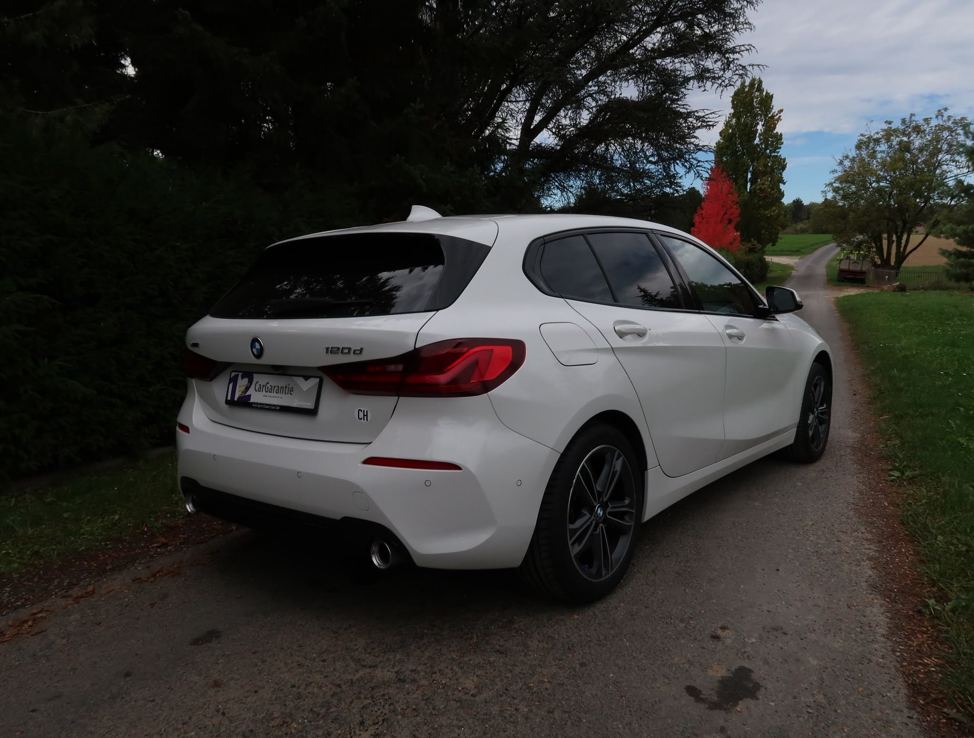 BMW 120d xDrive Steptronic Sport Line-image-4