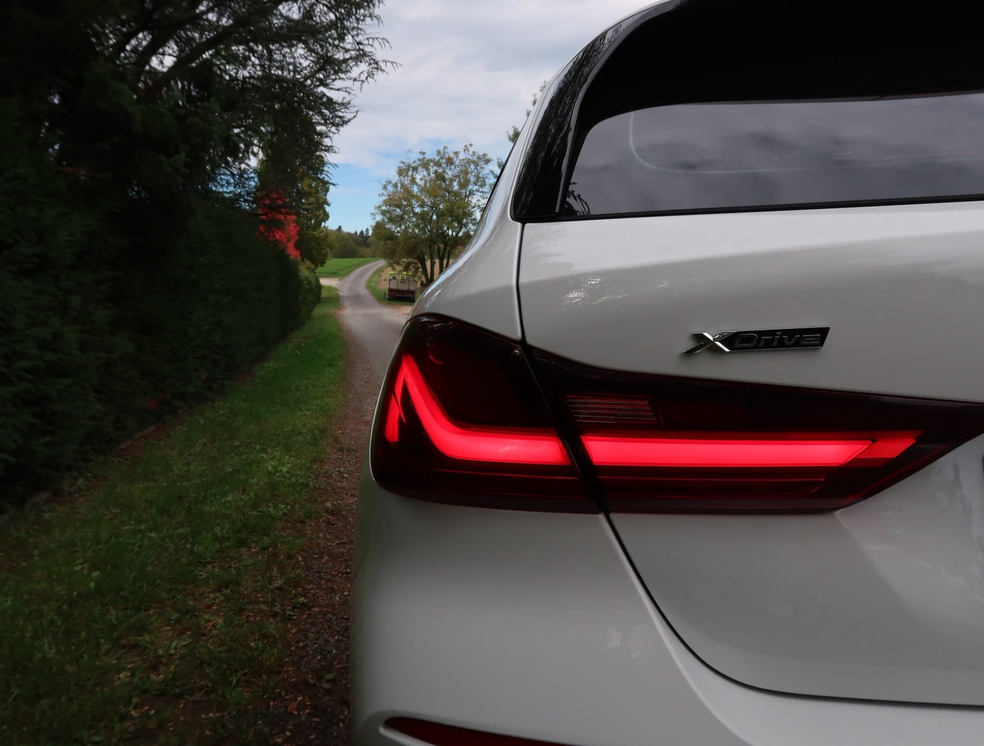 BMW 120d xDrive Steptronic Sport Line-image-8