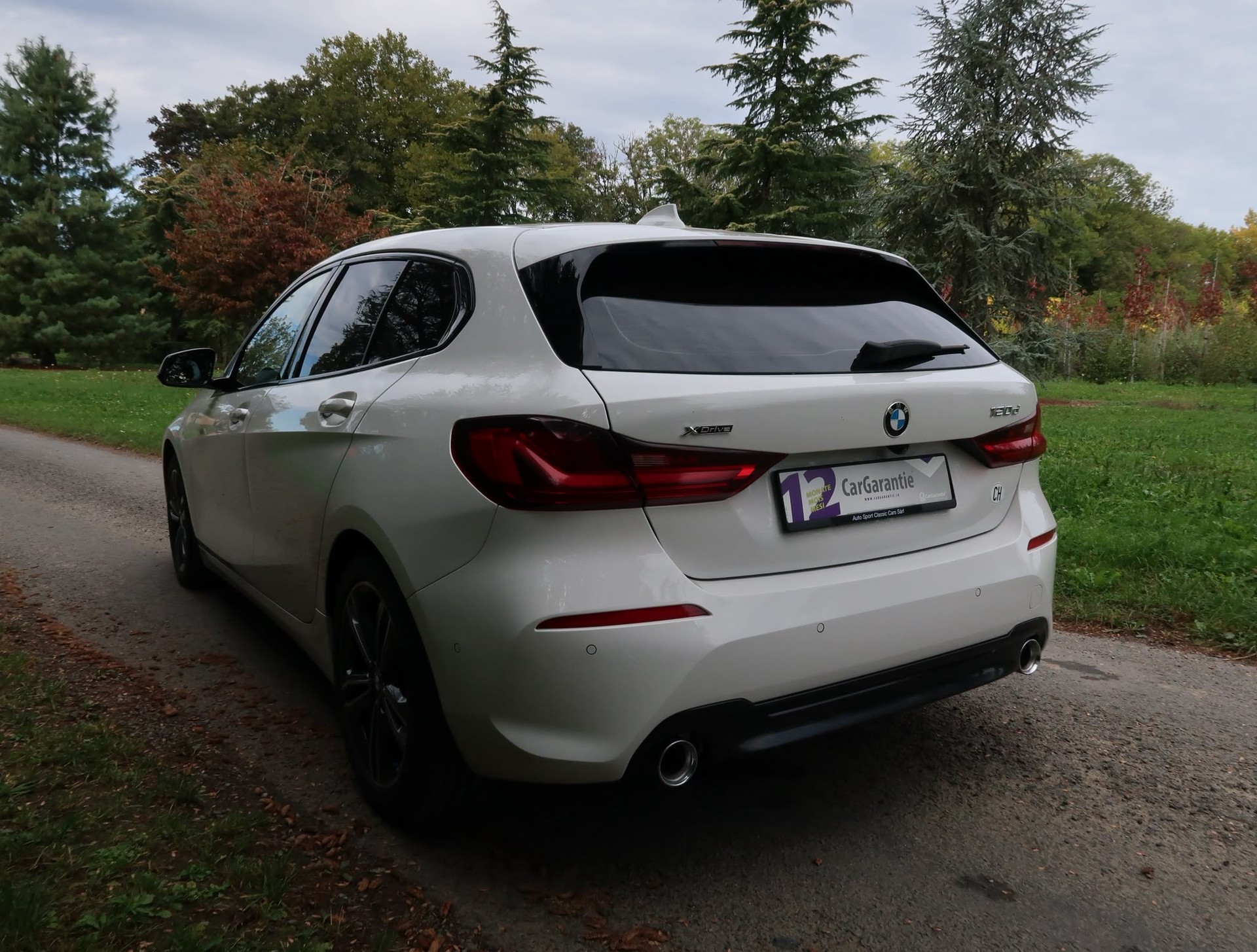 BMW 120d xDrive Steptronic Sport Line-image-6