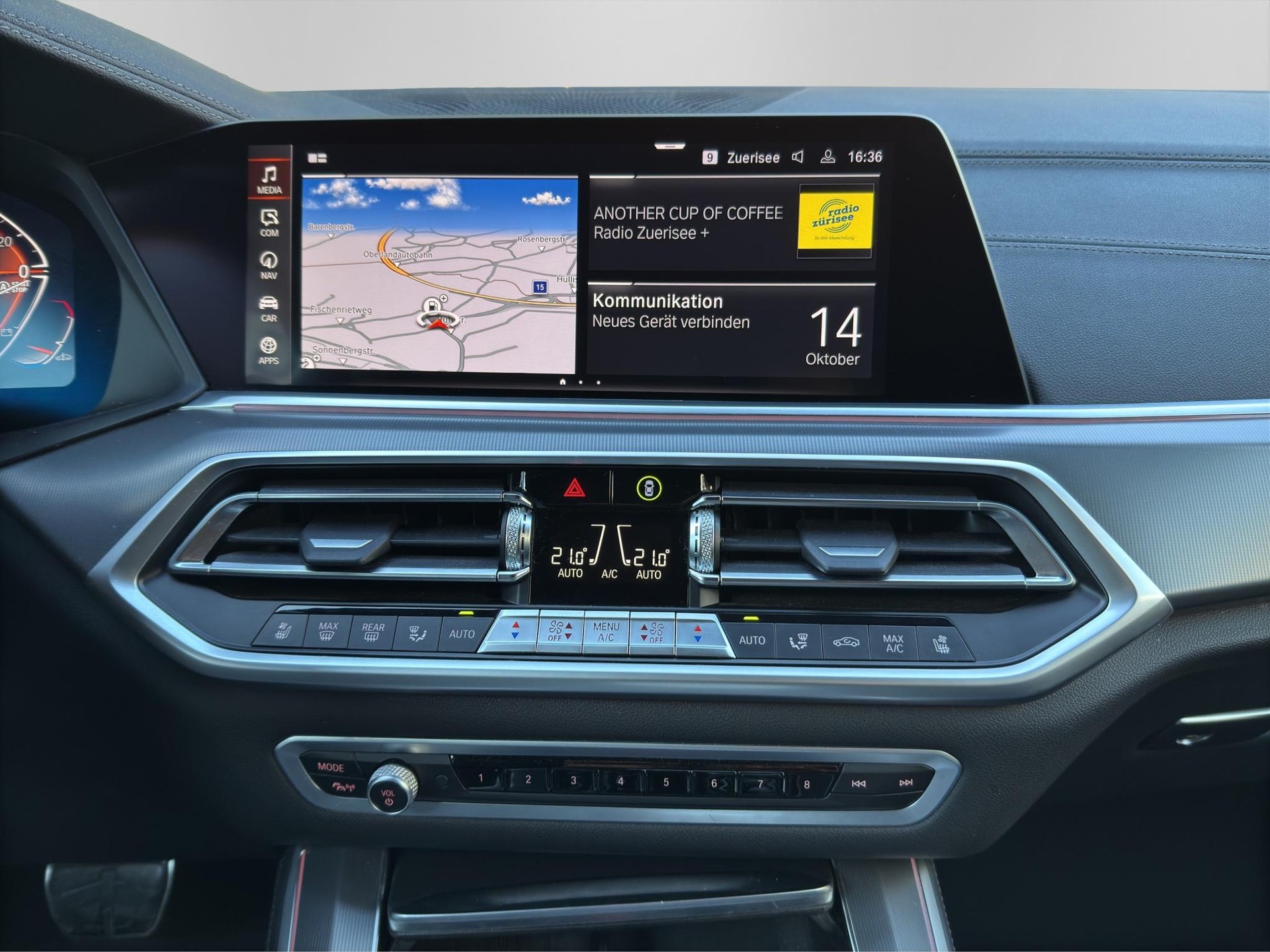 BMW X5 xDrive 48V 40d M Sport Steptronic-image-12