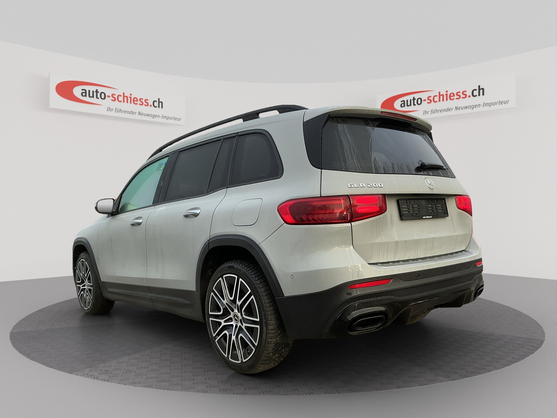 MERCEDES-BENZ GLB 200 7G-Tronic AMG Night-image-2
