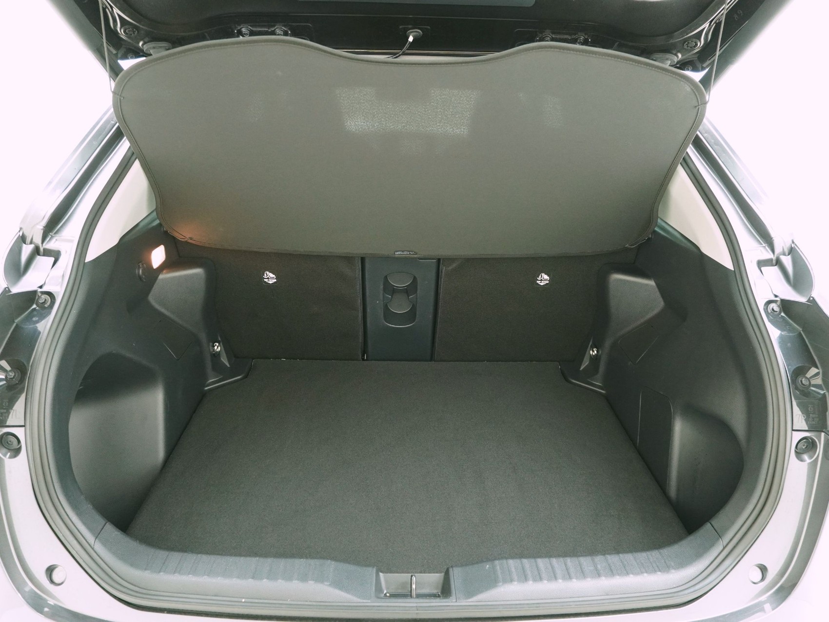 TOYOTA Yaris Cross 1.5 VVT-i HSD Elegant AWD-i-image-14