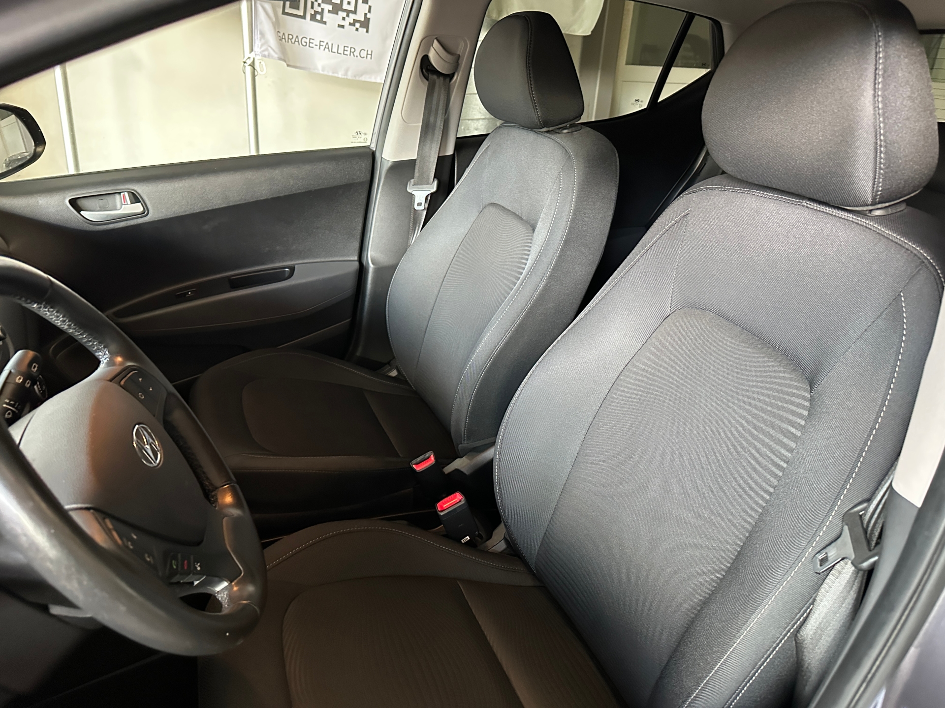 HYUNDAI i10 1.2 Vertex-image-8