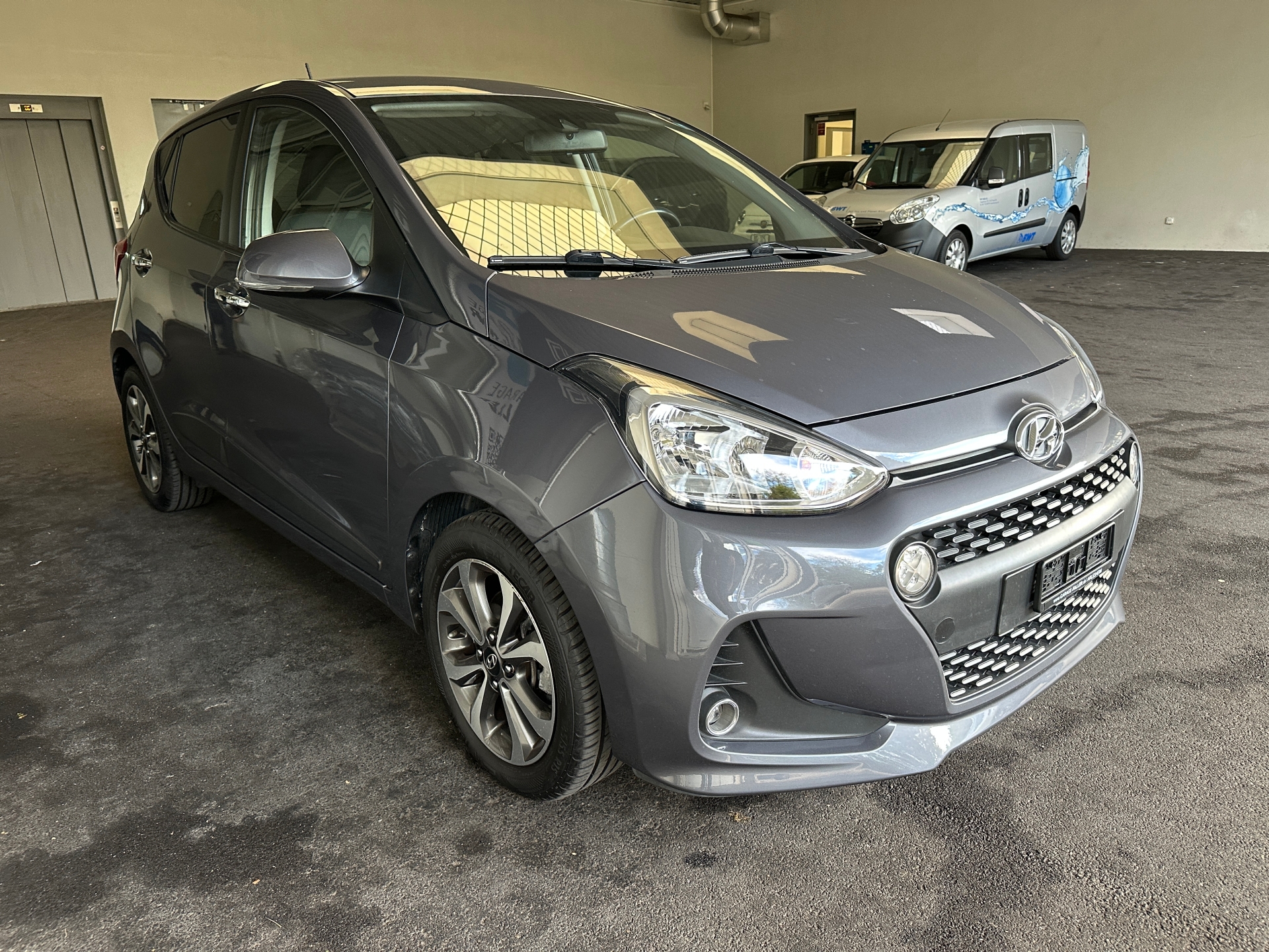 HYUNDAI i10 1.2 Vertex-image-6