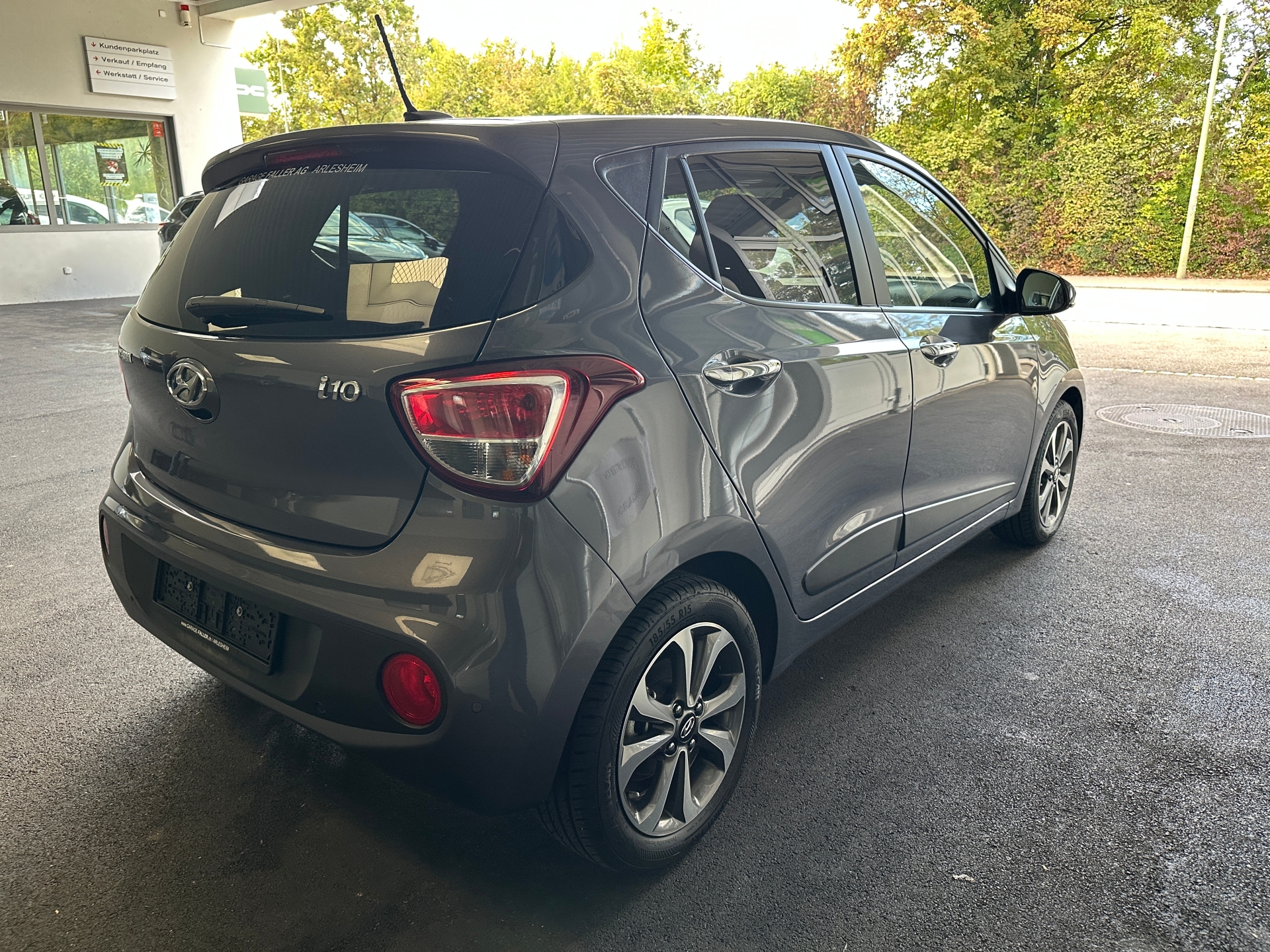 HYUNDAI i10 1.2 Vertex-image-4