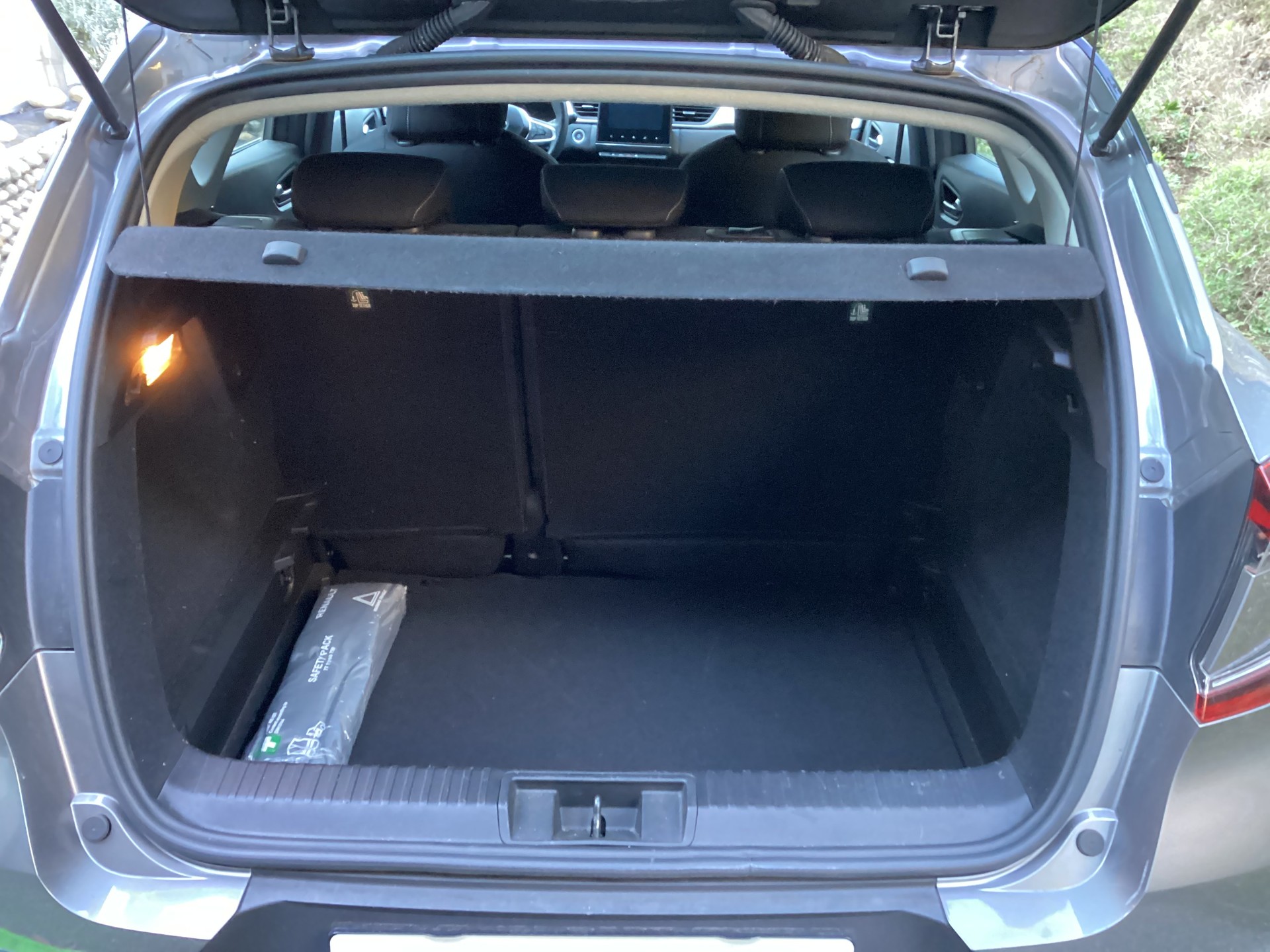 RENAULT 1.3 TCe 140 Zen-image-5