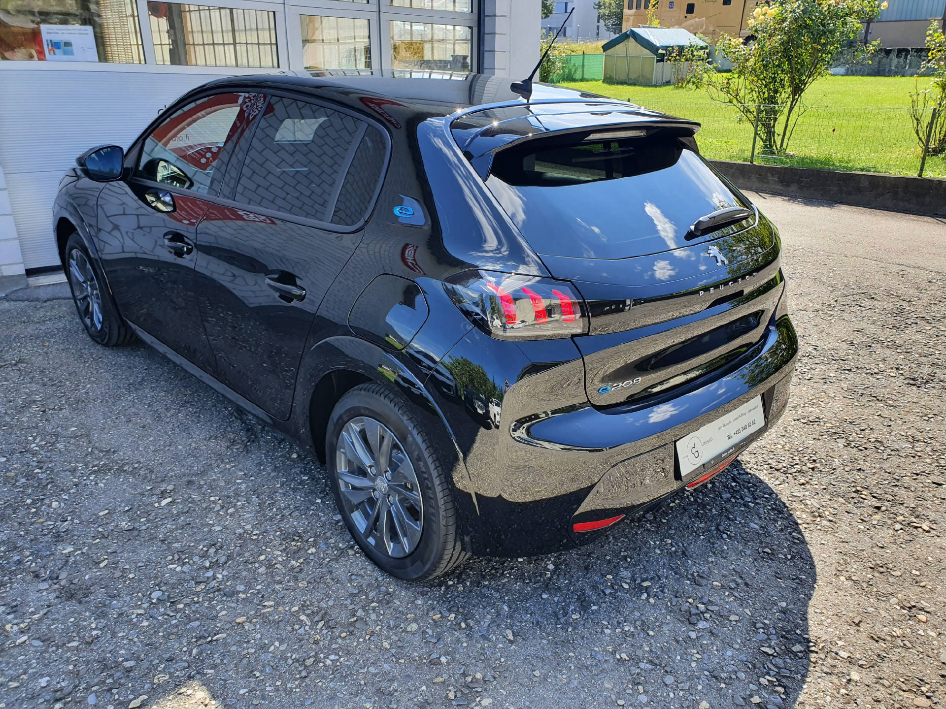 PEUGEOT 208 Elektrik Allure Pack-image-4