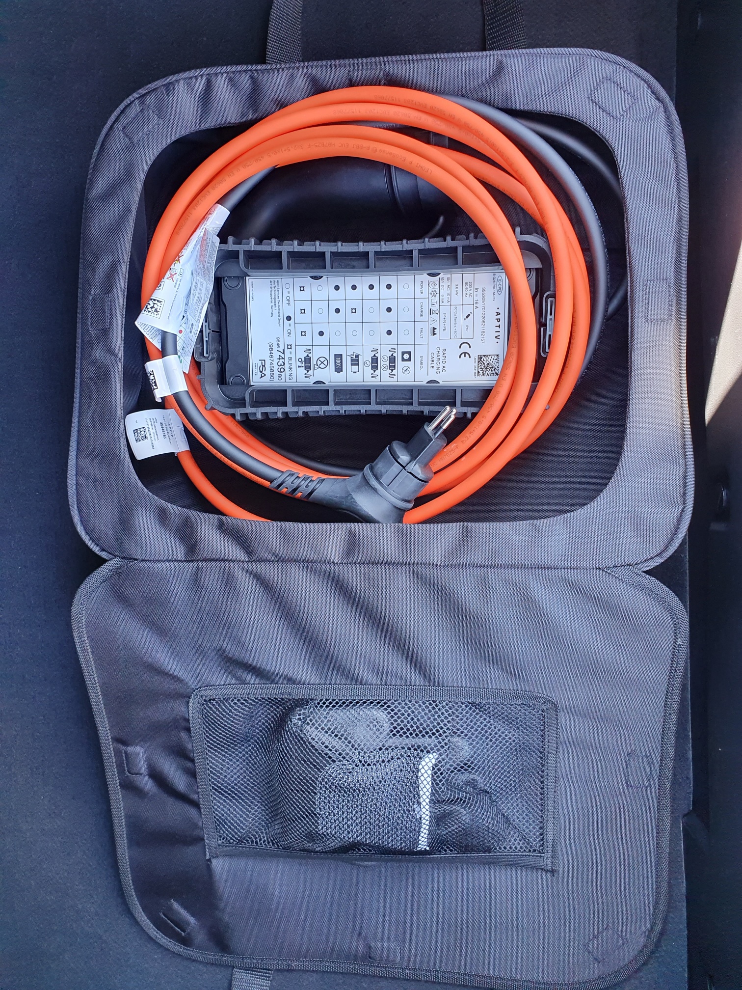 PEUGEOT 208 Elektrik Allure Pack-image-15