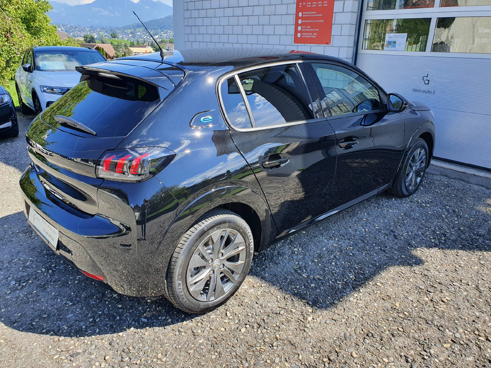 PEUGEOT 208 Elektrik Allure Pack-image-6