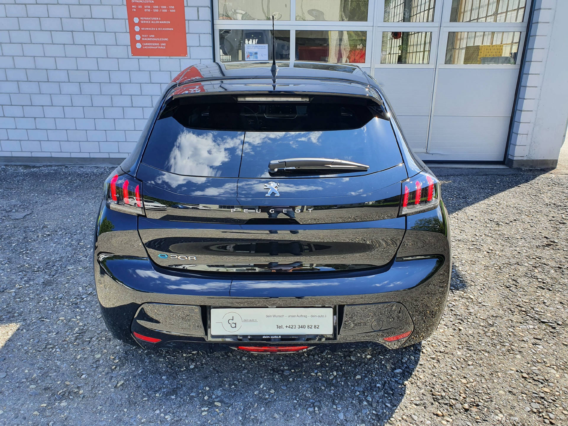 PEUGEOT 208 Elektrik Allure Pack-image-5
