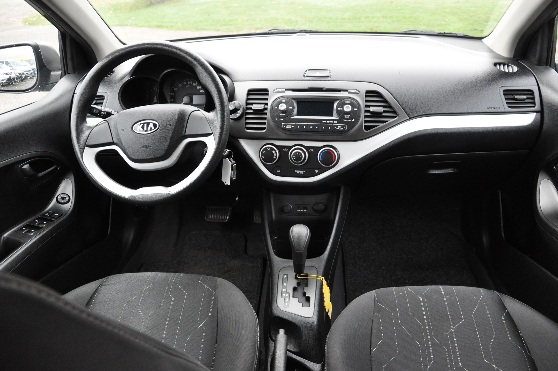 KIA Picanto 1.2 CVVT Style Automatic-image-8