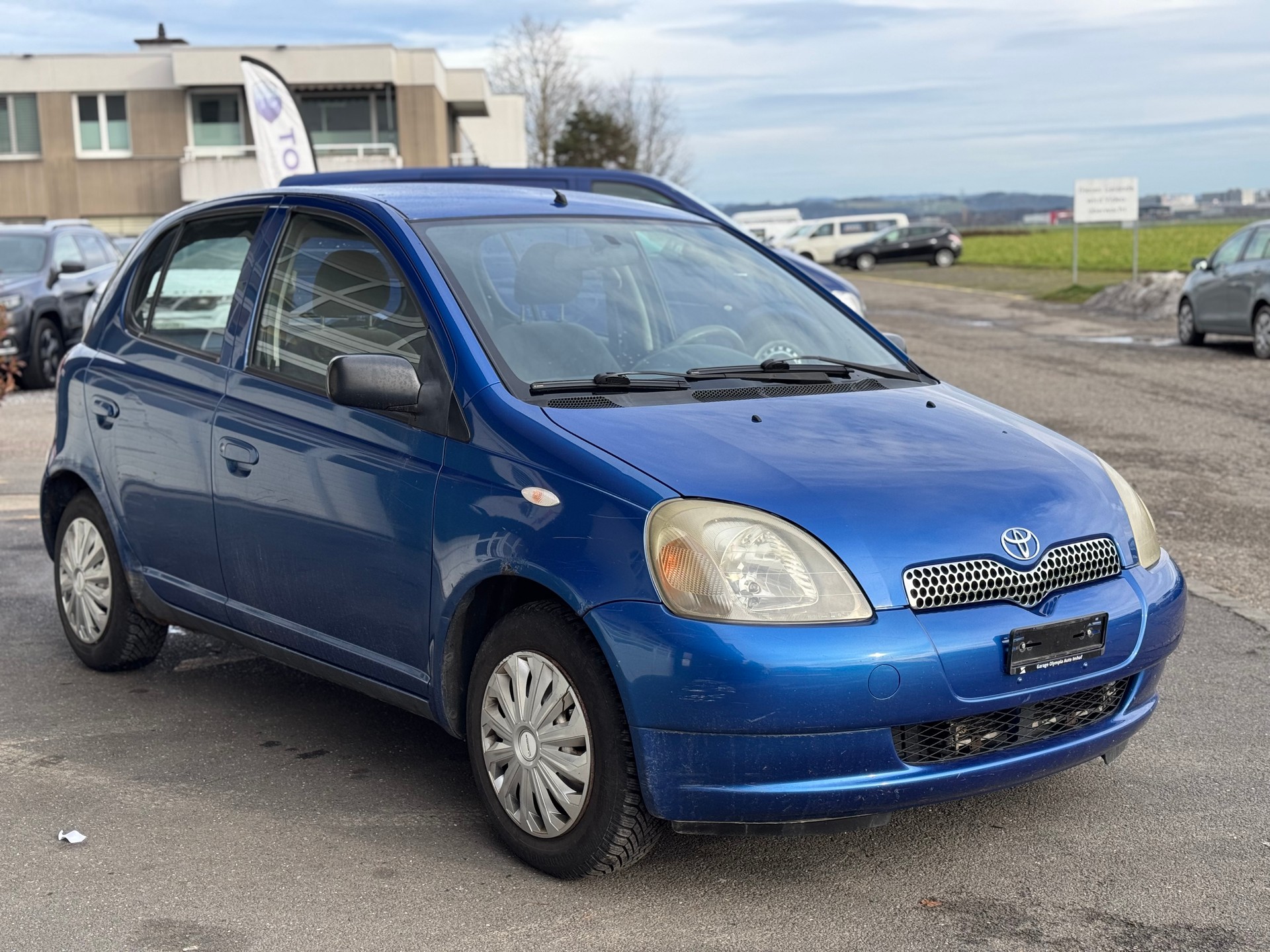 TOYOTA Yaris 1.3 Linea Luna-image-0