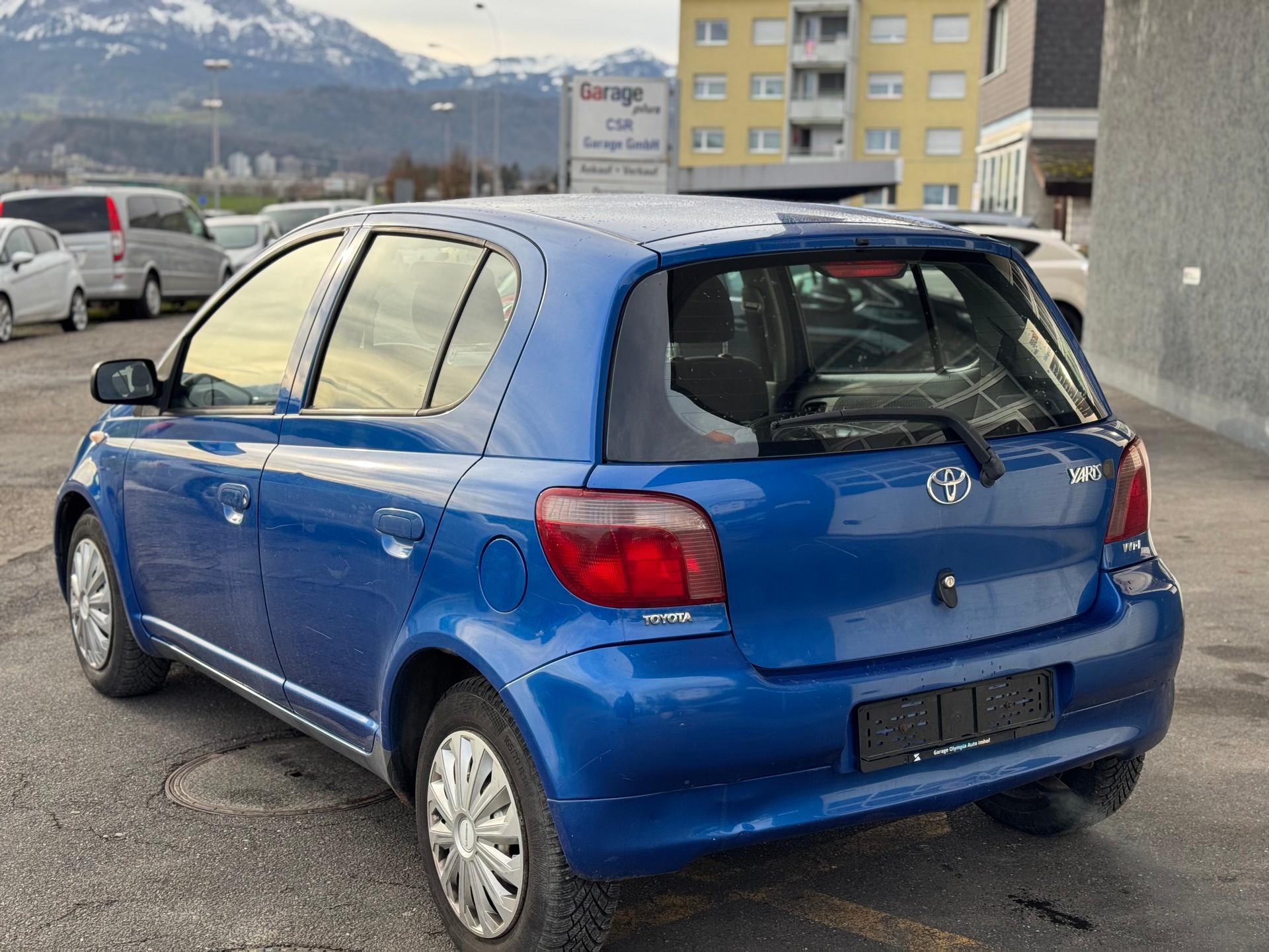 TOYOTA Yaris 1.3 Linea Luna-image-3