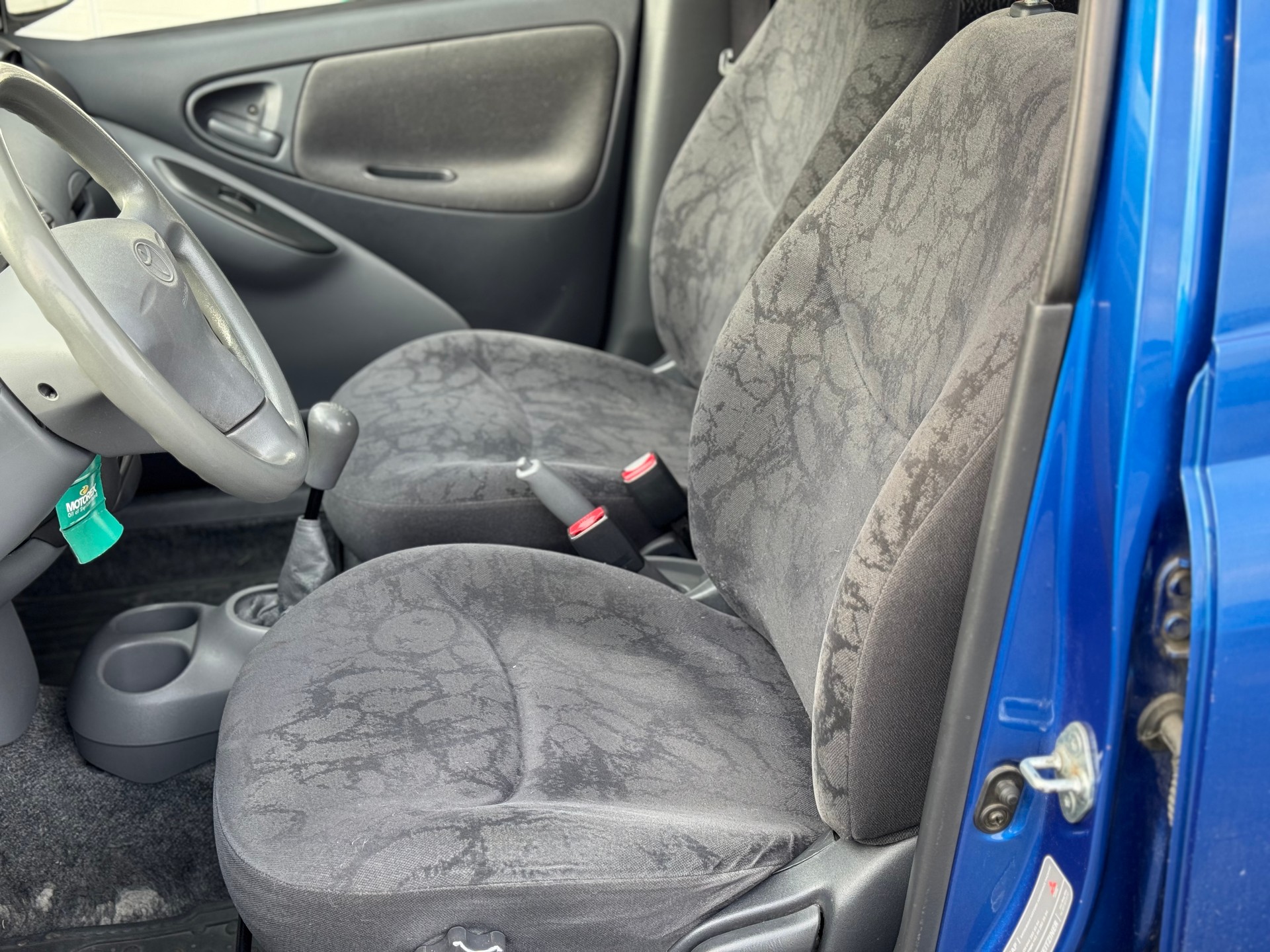 TOYOTA Yaris 1.3 Linea Luna-image-8