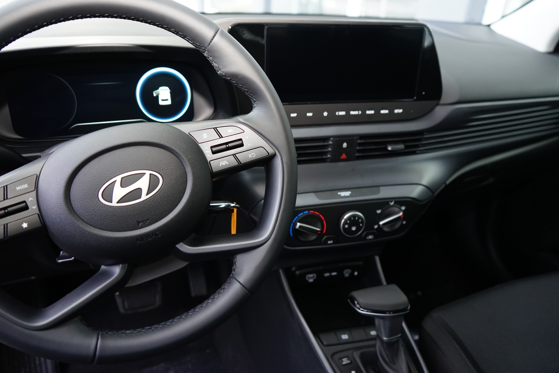 HYUNDAI i20 1.0 T-GDi Origo DCT-image-7