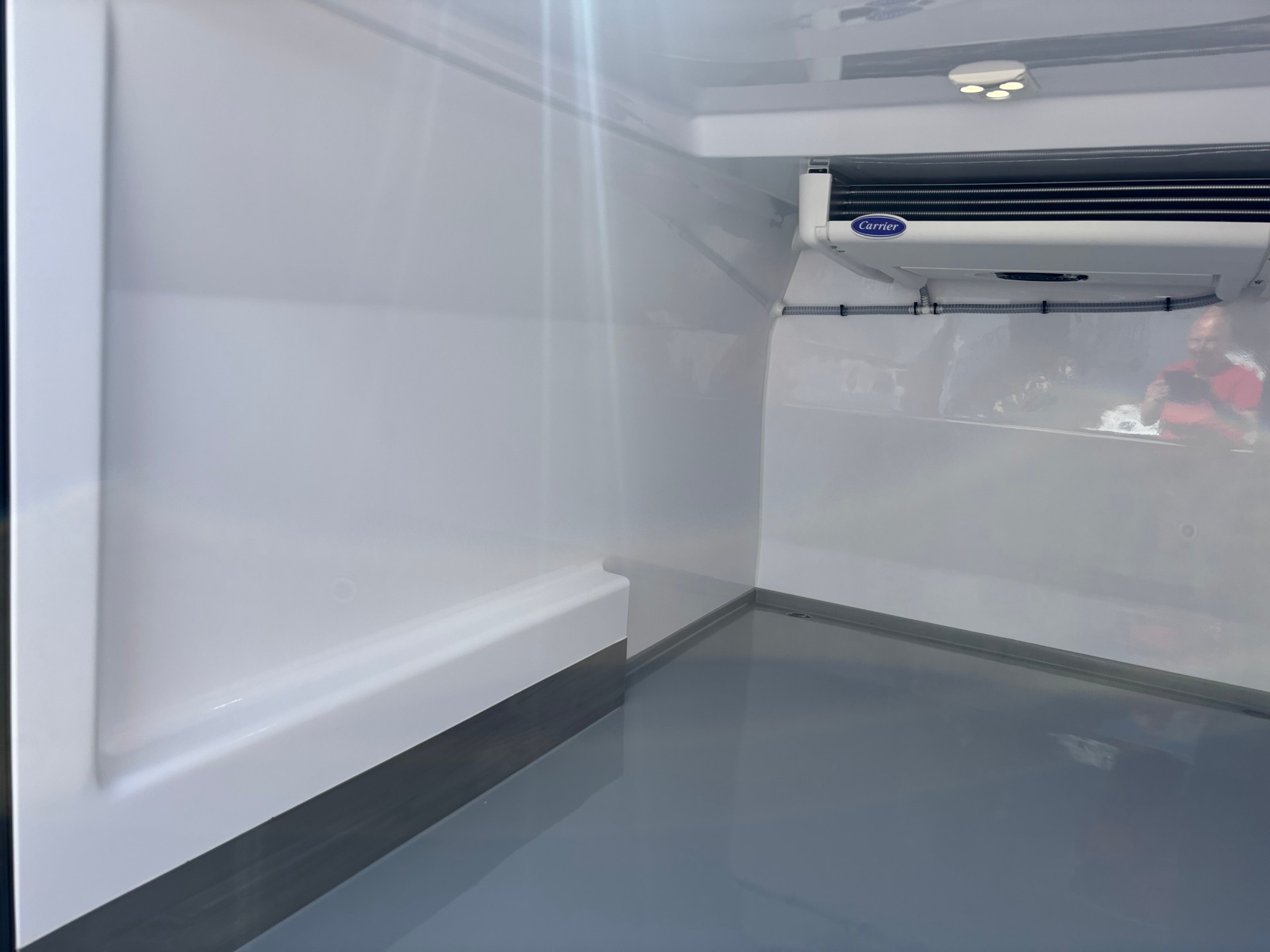 PEUGEOT Expert 2.0 BlueHDi 145 Frigorifique (- 21°/+20°)-image-4