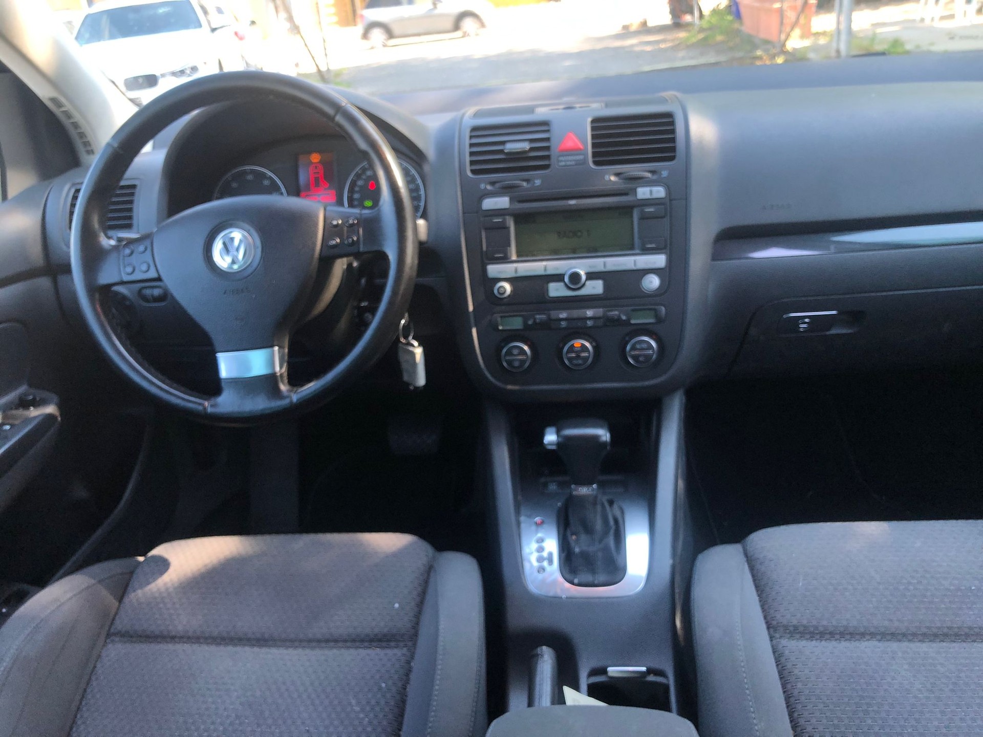VW Golf 1.4 TSI GT Sport DSG-image-14