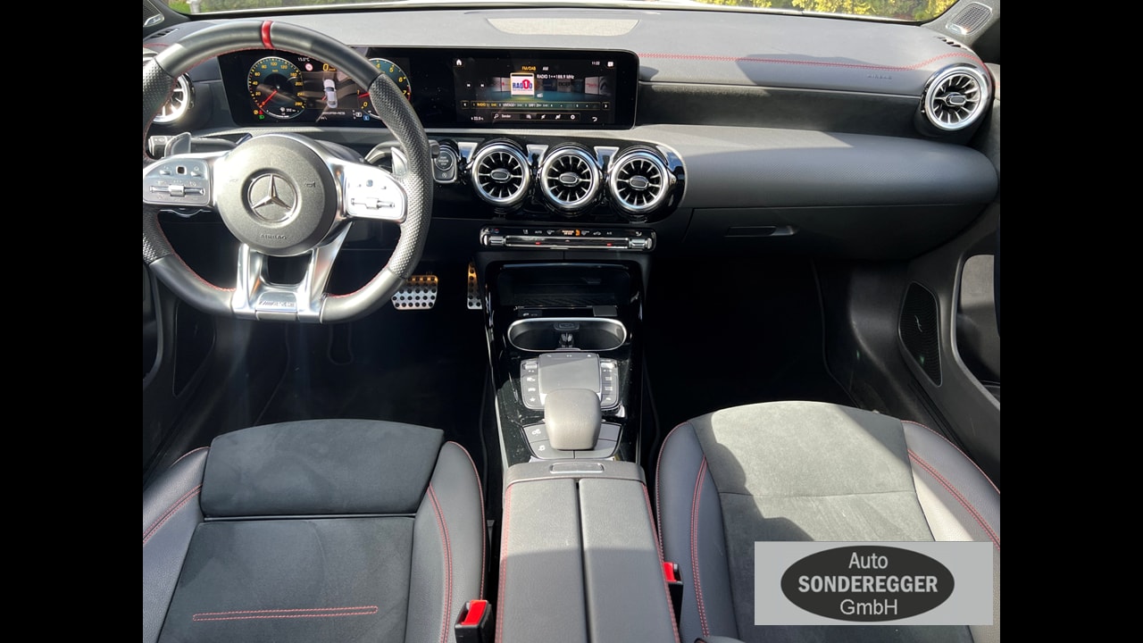 MERCEDES-BENZ CLA Shooting Brake 45 S AMG 4Matic+ 8G-DCT-image-4