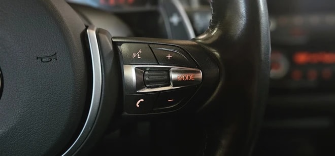 BMW M2 Drivelogic *CH-Fahrzeug* *frisch ab MFK*-image-12