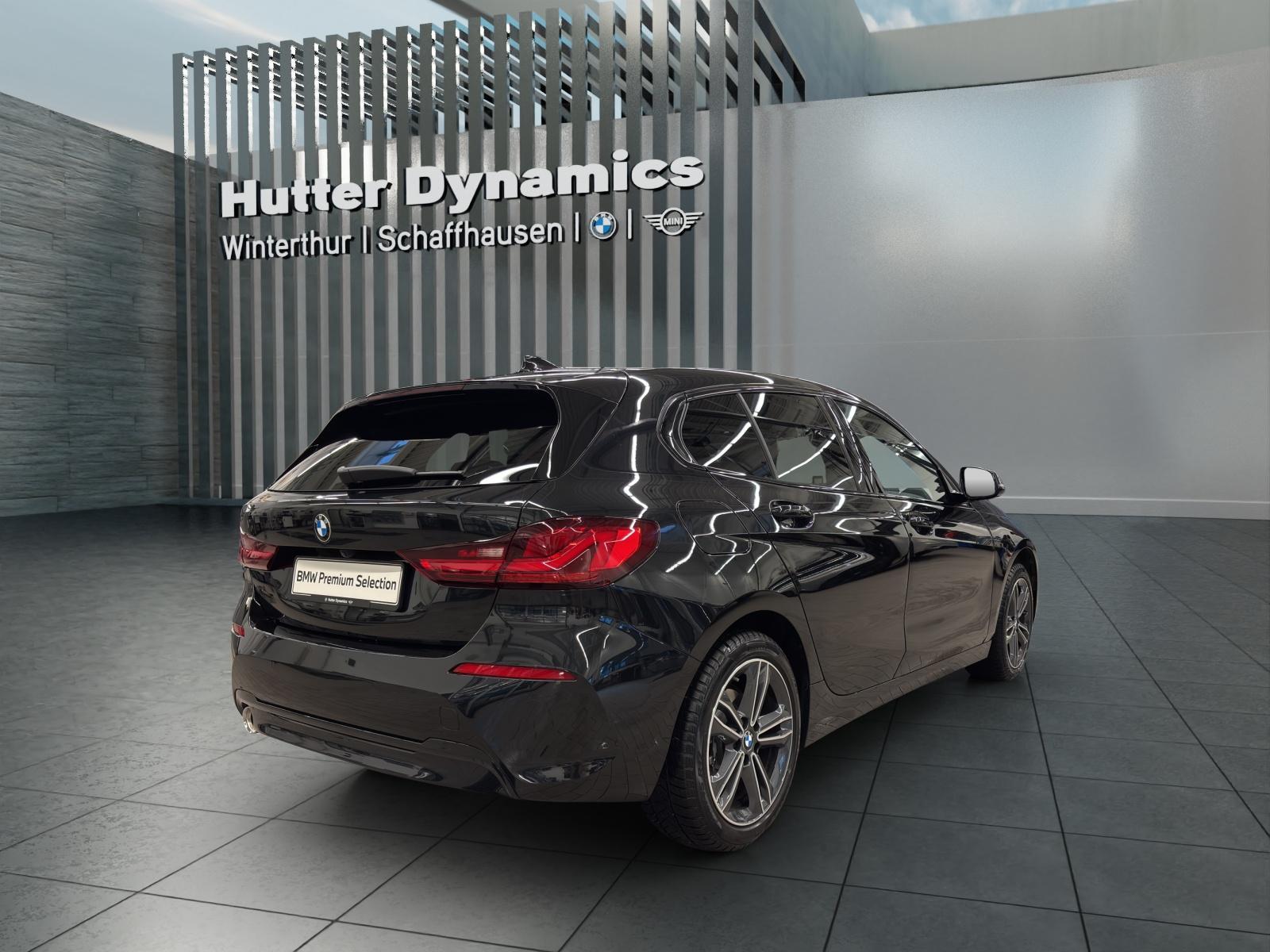 BMW 116d Sport Line-image-4