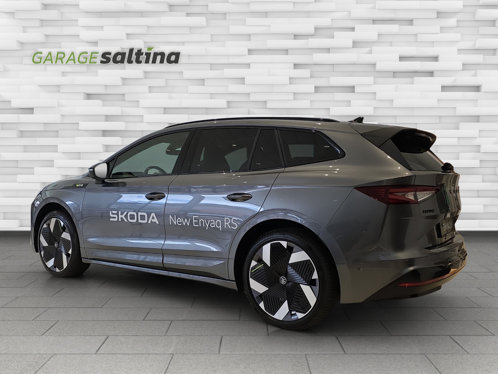 SKODA Enyaq 4x4 RS-image-1