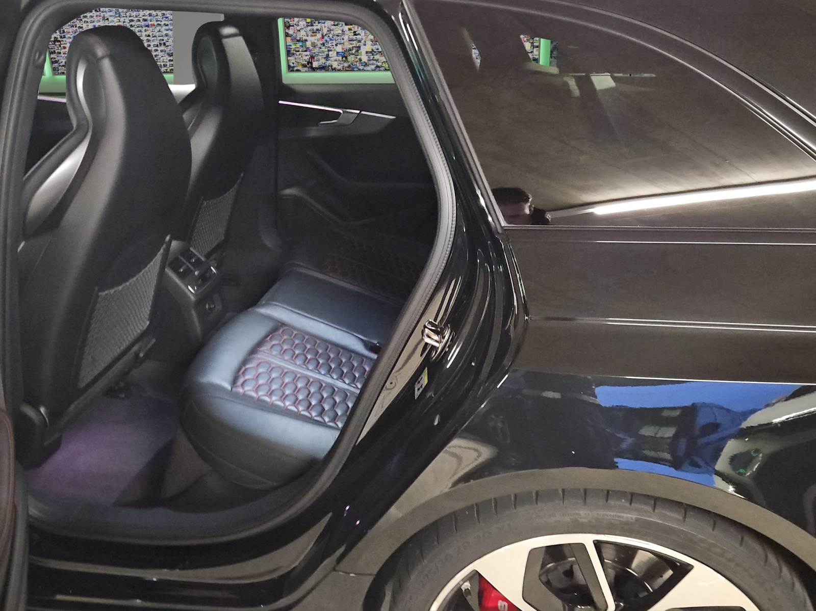 AUDI RS4 Avant 2.9 TFSI quattro tiptronic-image-10