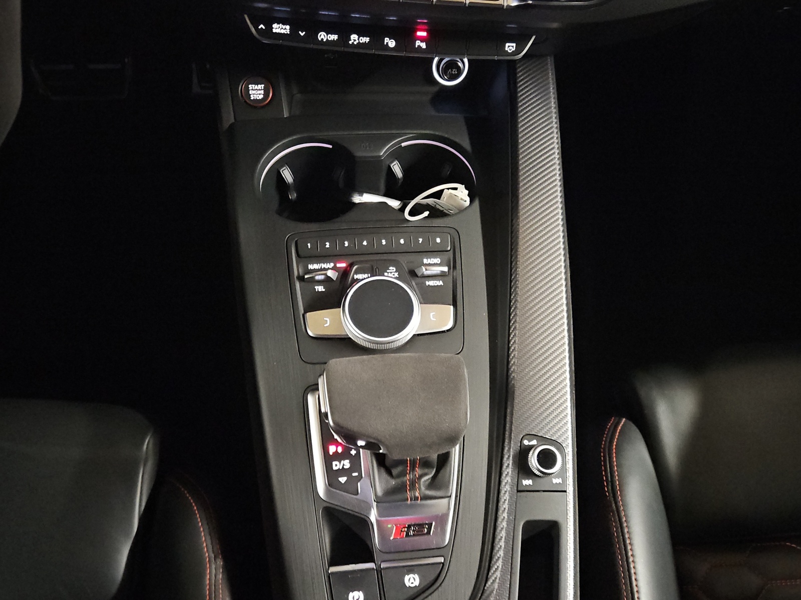 AUDI RS4 Avant 2.9 TFSI quattro tiptronic-image-21