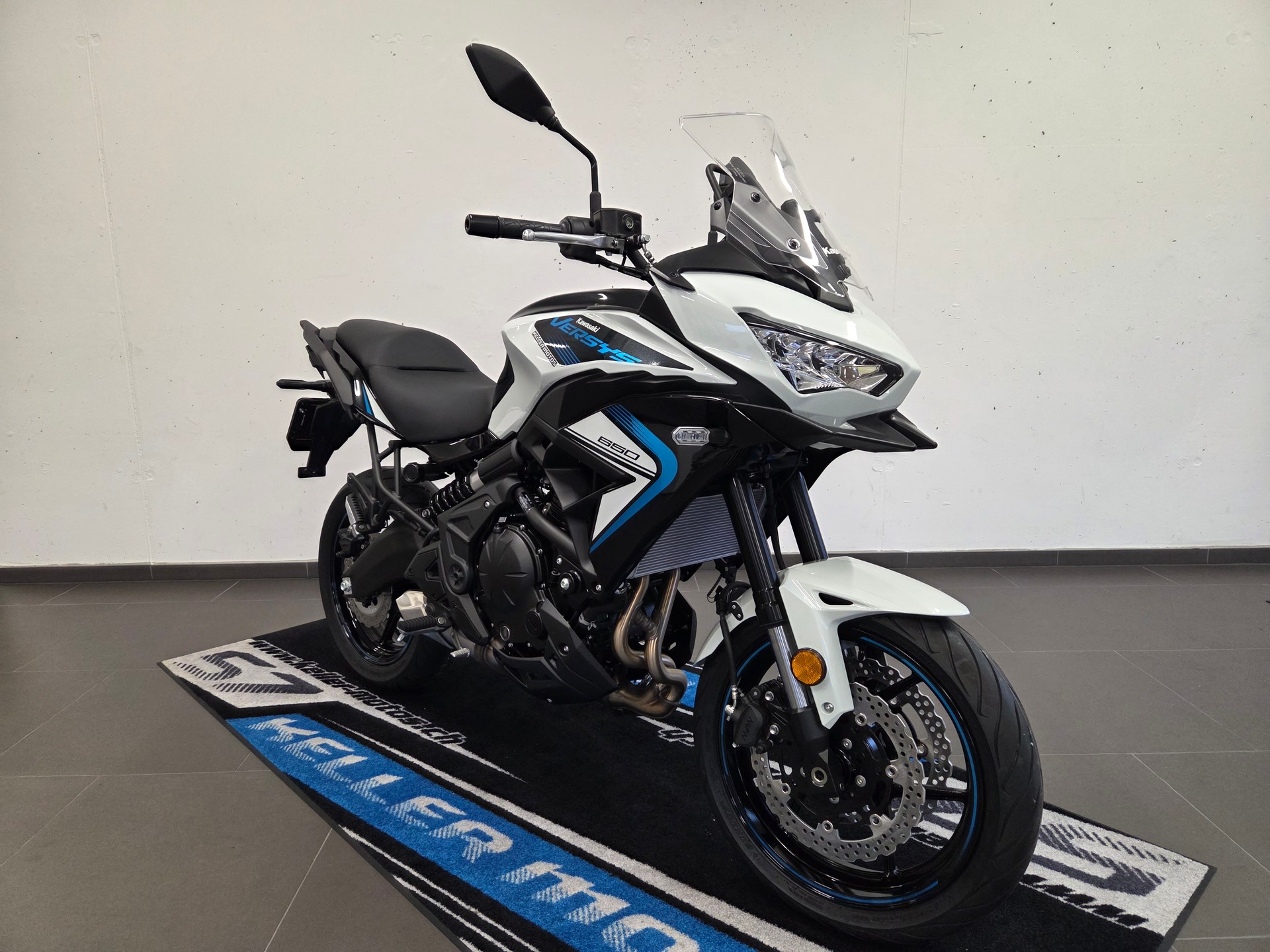 KAWASAKI Versys 650 35KW/49KW-showroom-element-2