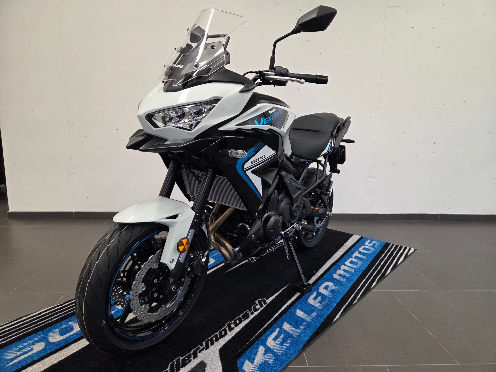 KAWASAKI Versys 650 35KW/49KW-showroom-element-3