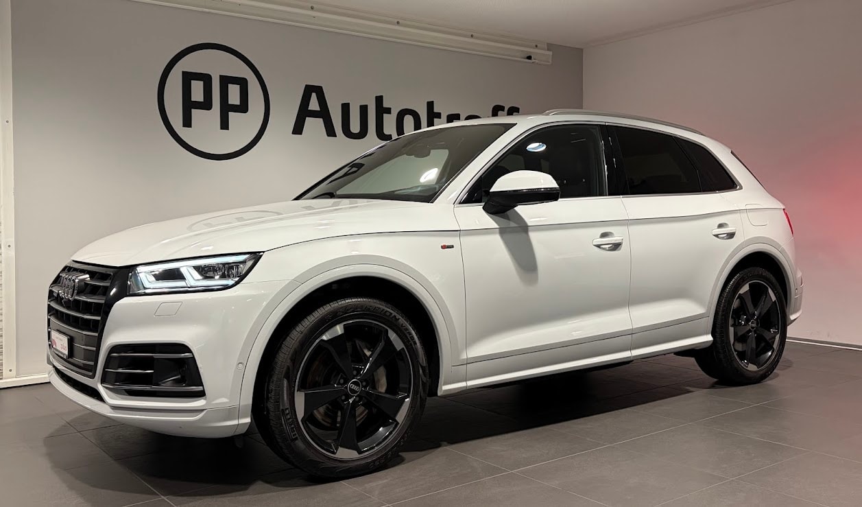 AUDI Q5 55 TFSI e sport quattro-image-1