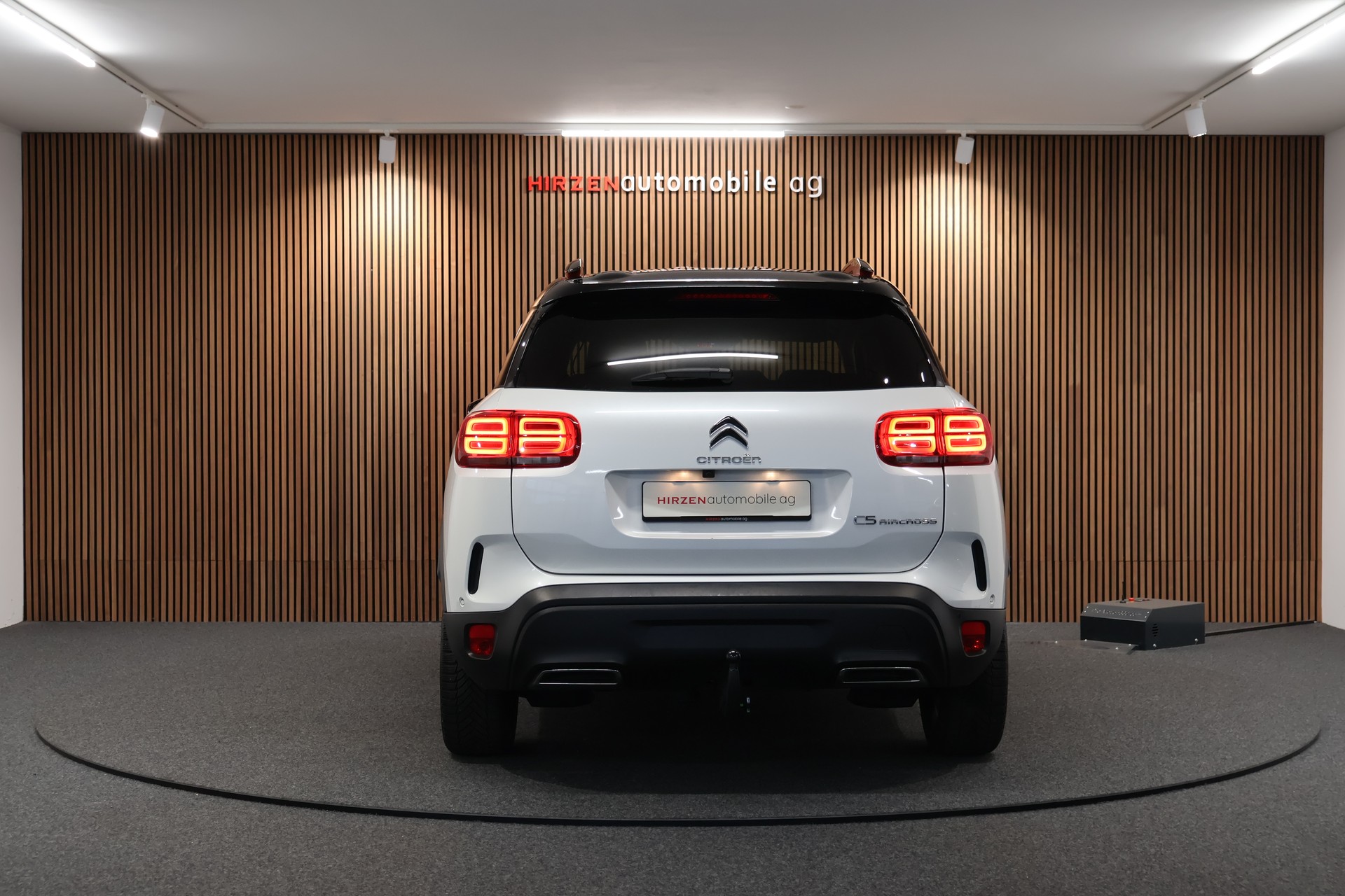 CITROEN C5 Aircross 1.6i PureTech Feel EAT8-image-3