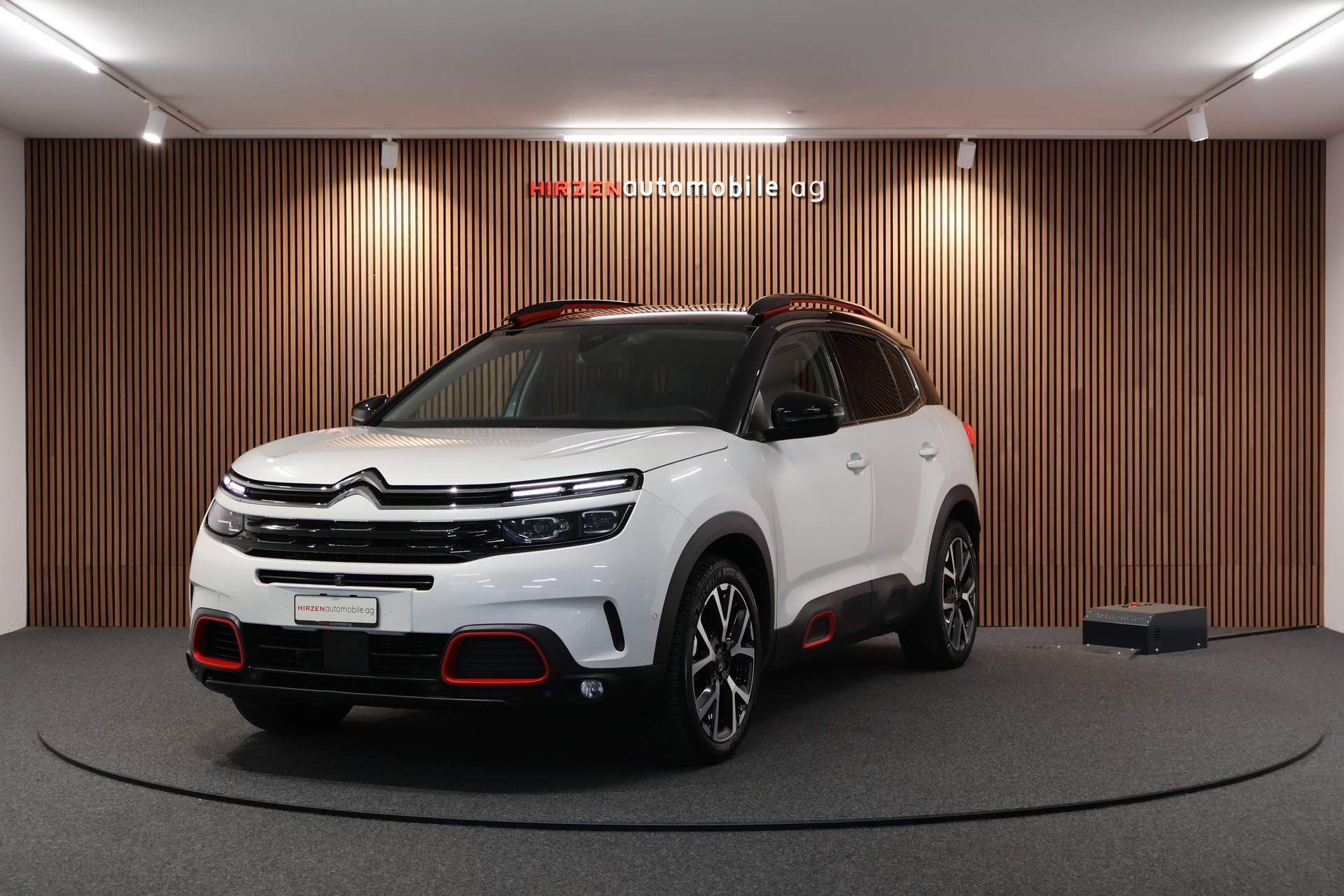 CITROEN C5 Aircross 1.6i PureTech Feel EAT8-image-0