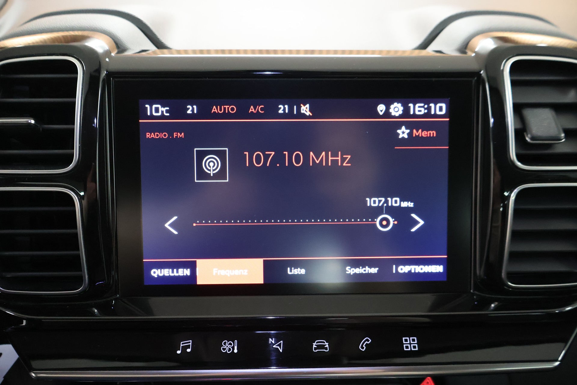 CITROEN C5 Aircross 1.6i PureTech Feel EAT8-image-17