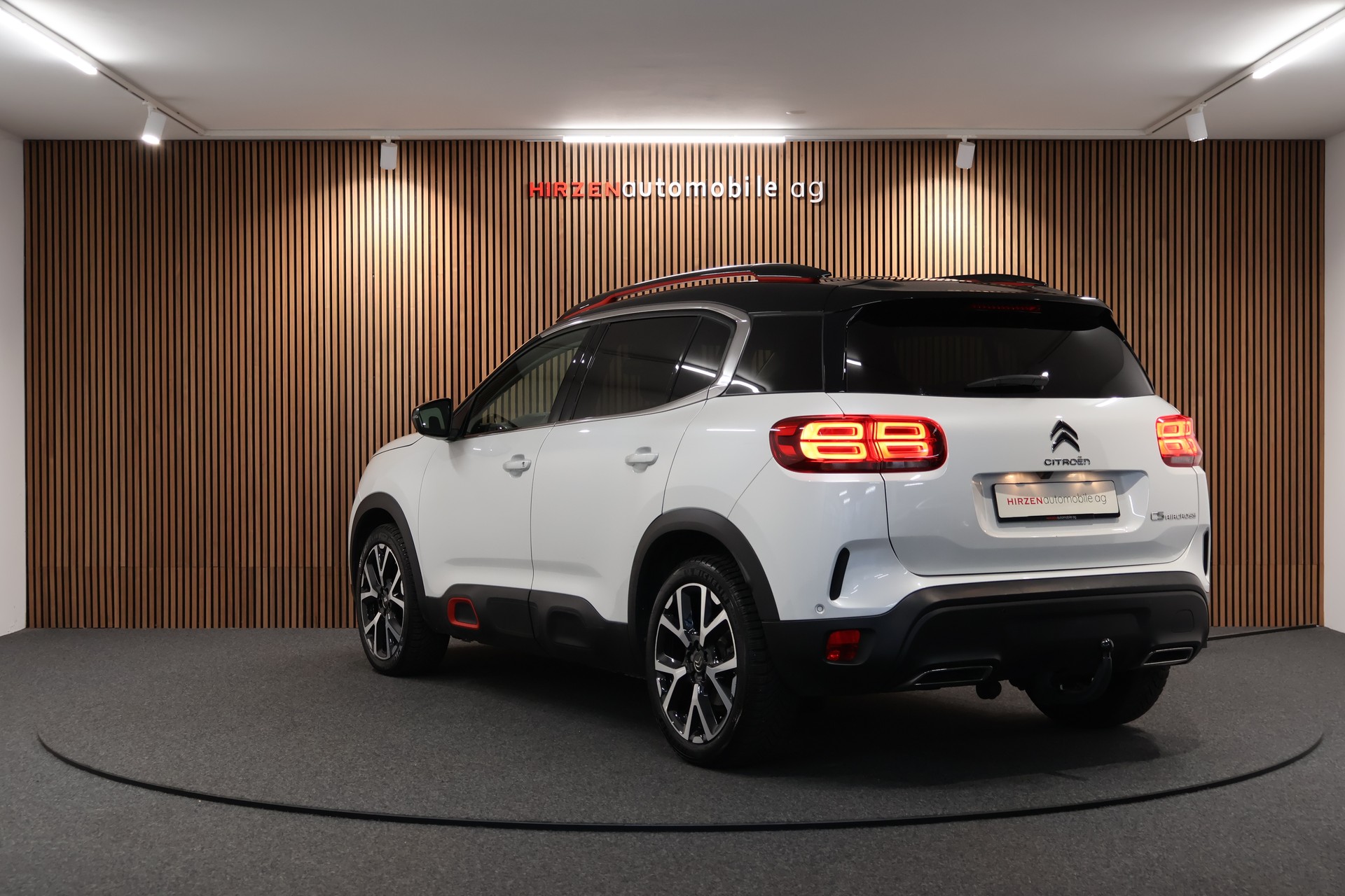 CITROEN C5 Aircross 1.6i PureTech Feel EAT8-image-2