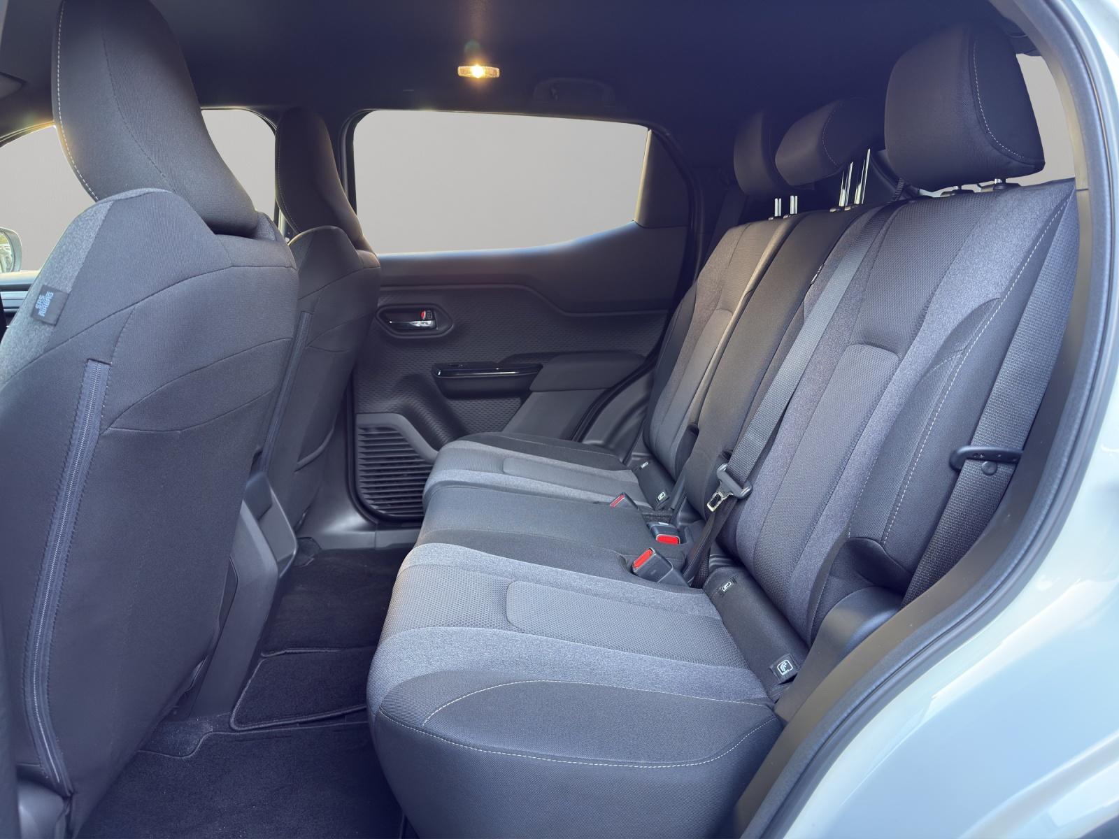 TOYOTA Urban Cruiser Trend AWD-image-11