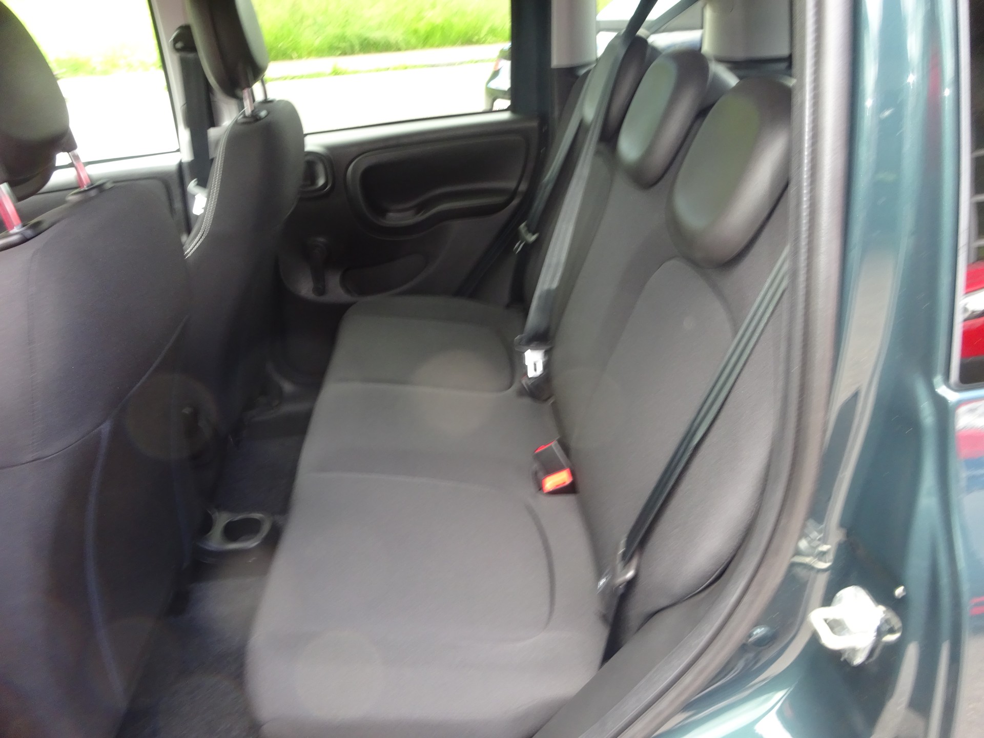 FIAT Panda 1.0 MHEV Cross-image-12