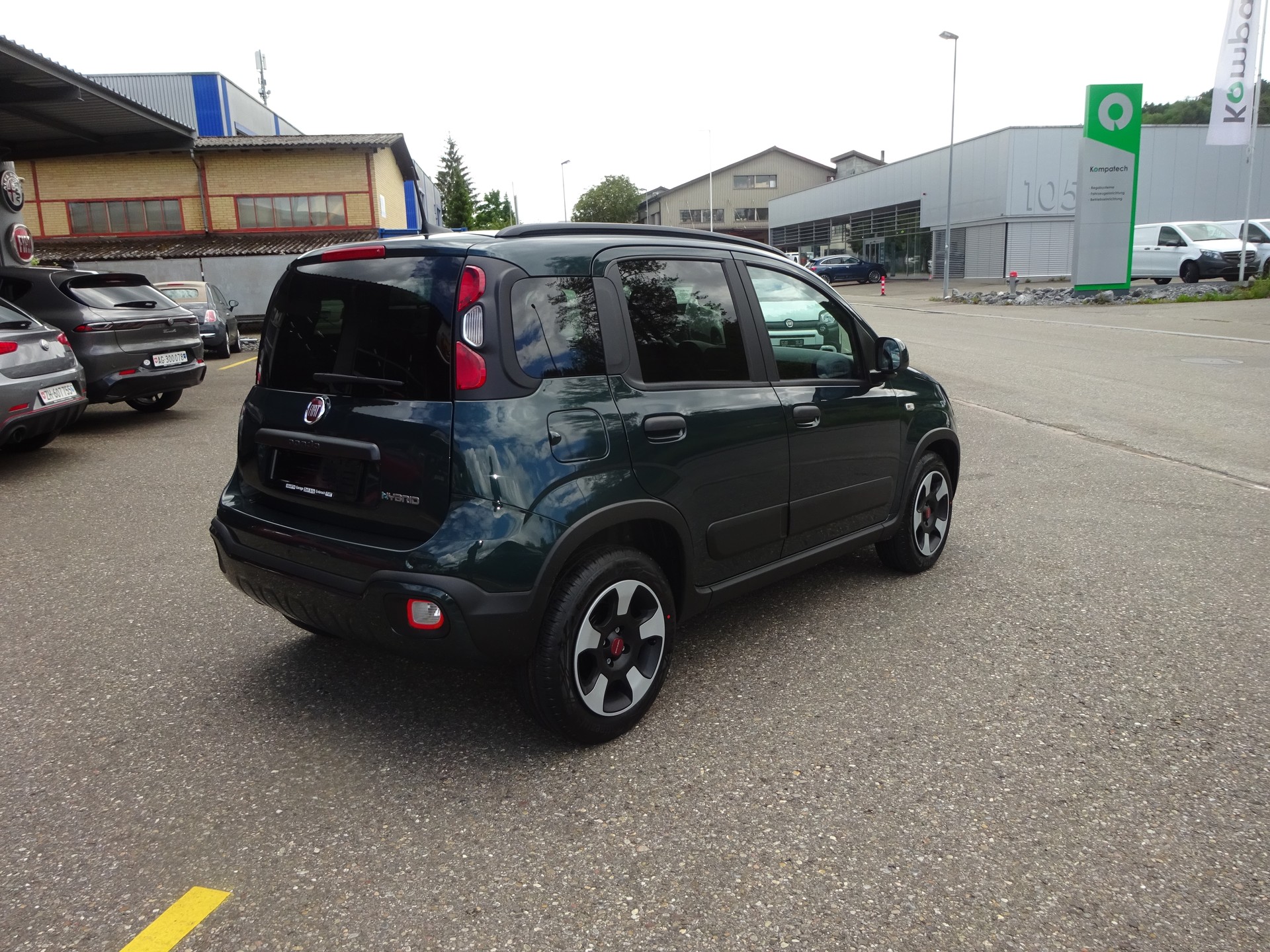 FIAT Panda 1.0 MHEV Cross-image-4