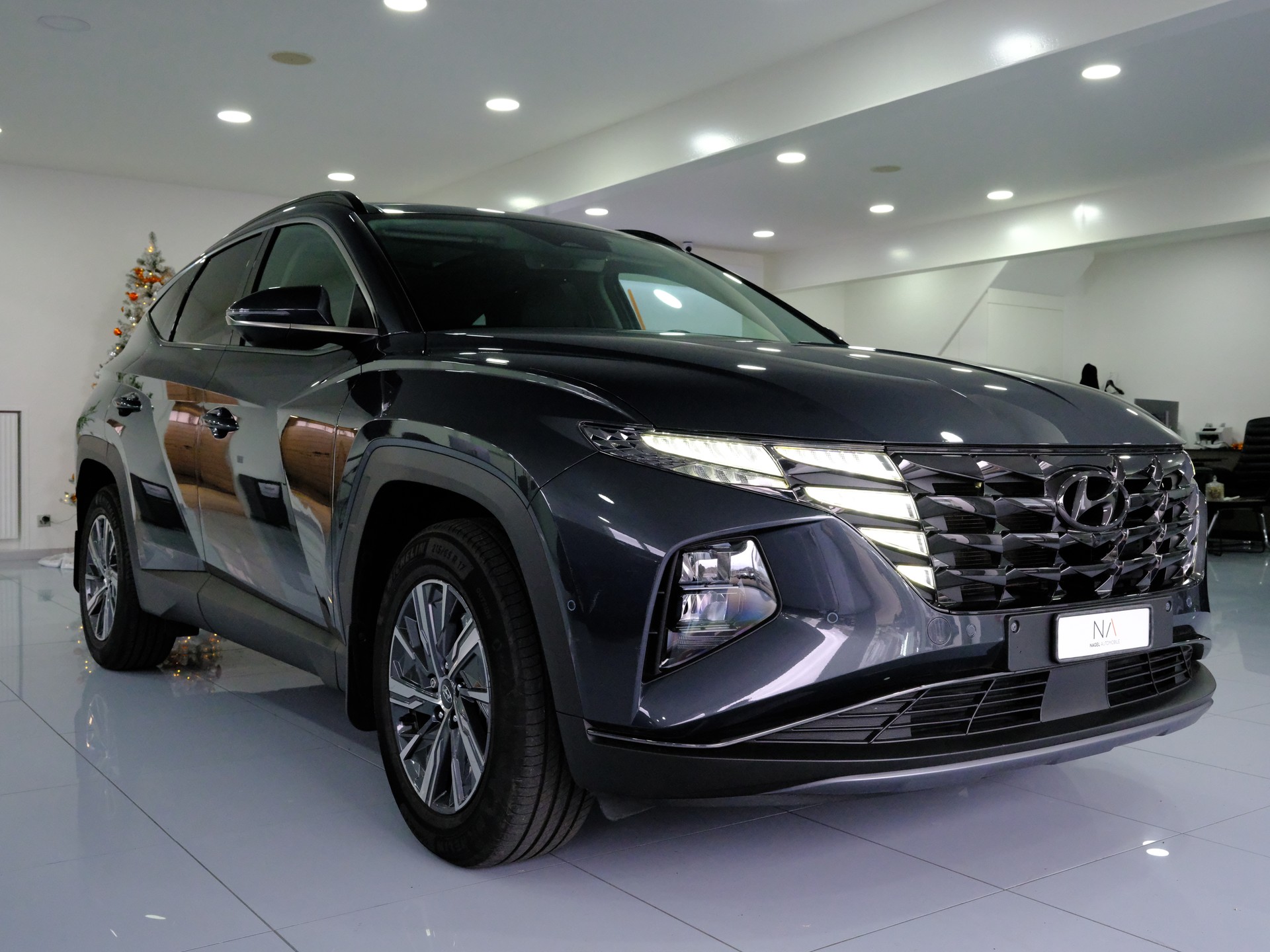 HYUNDAI Tucson 1.6 TGDI HEV Vertex 4WD *Panoramadach* *Dachbox*-image-1