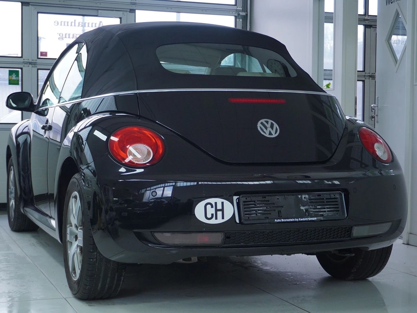 VW Beetle Cabrio 1.8 T-image-3
