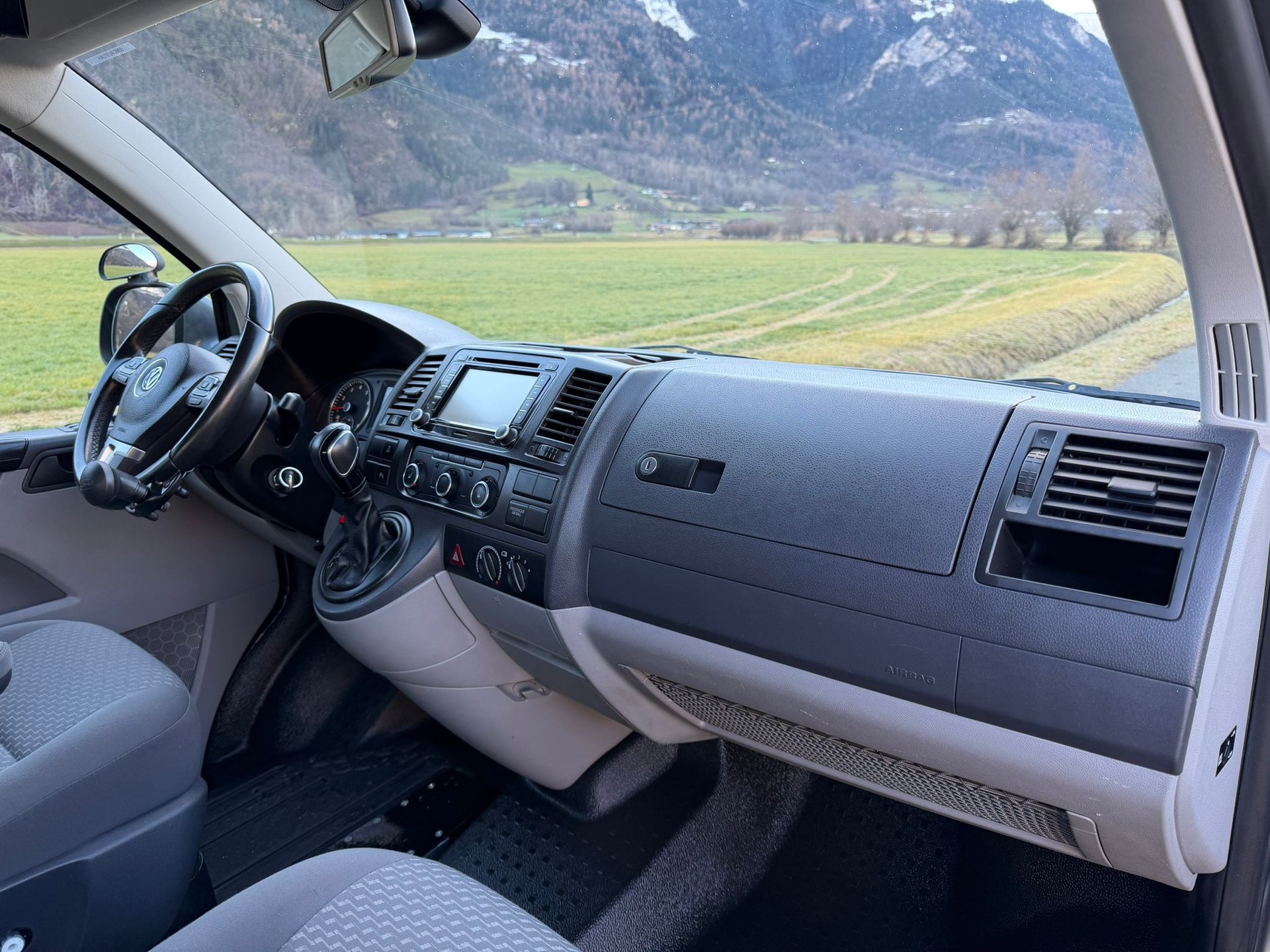 VW T5 2.0 TSI 4Motion DSG-image-10